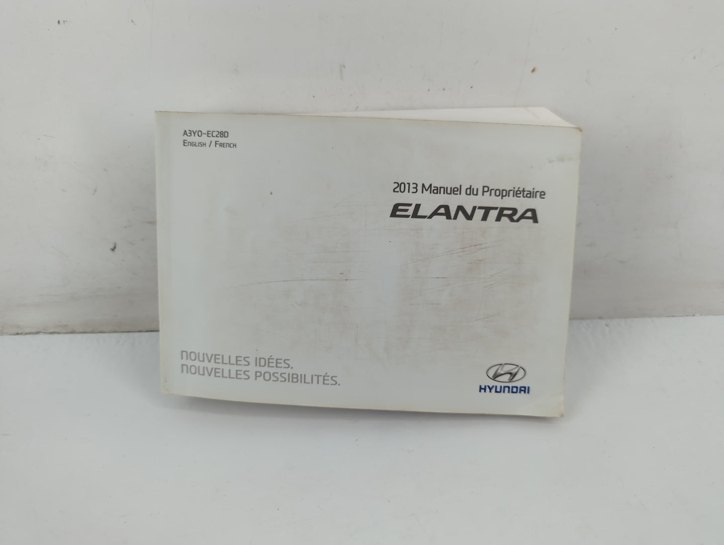 2013 Hyundai Elantra Owners Manual Book Guide P/N:A3Y0-EC28D OEM Used Auto Parts - Oemusedautoparts1.com