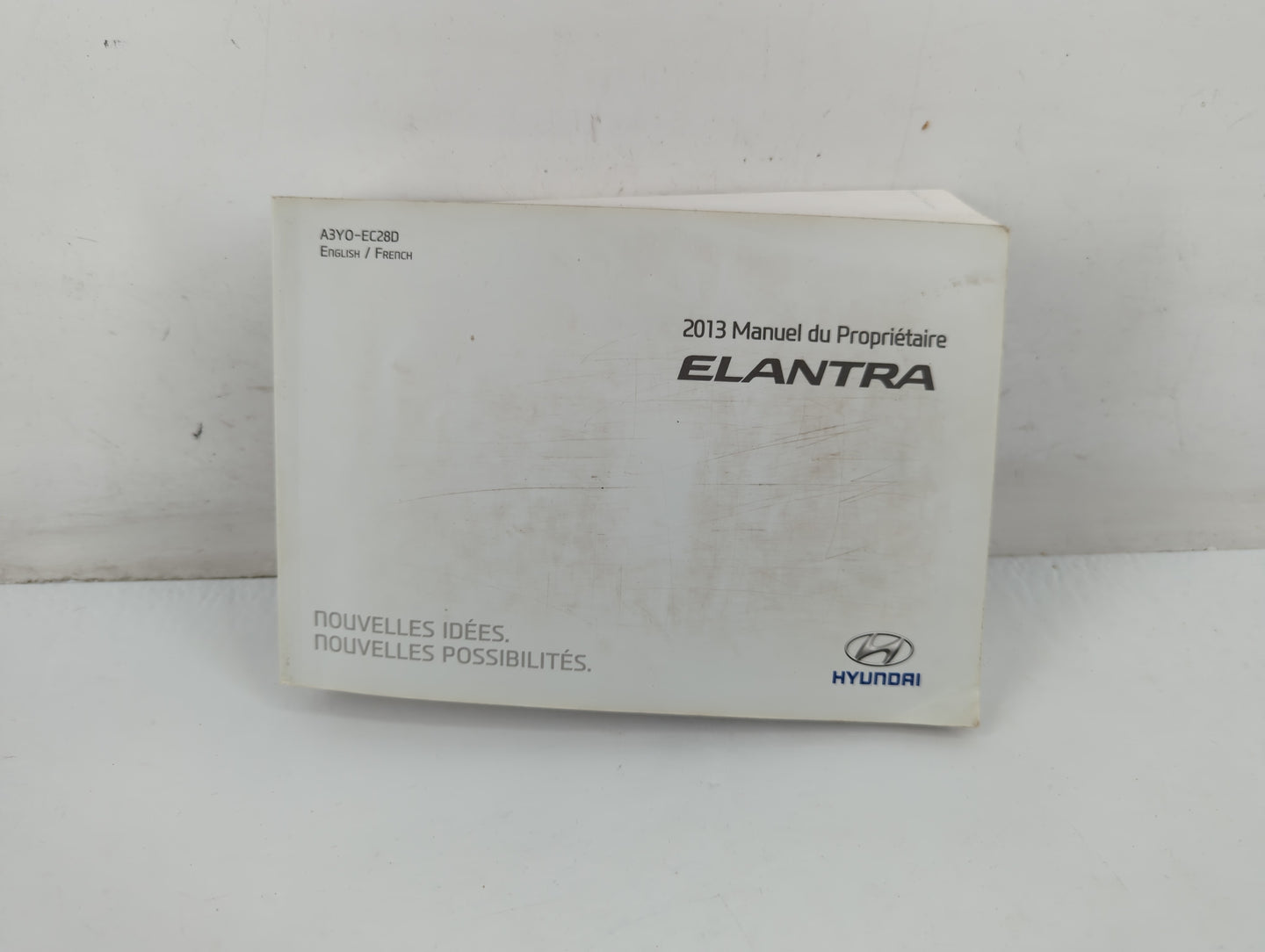 2013 Hyundai Elantra Owners Manual Book Guide P/N:A3Y0-EC28D OEM Used Auto Parts - Oemusedautoparts1.com
