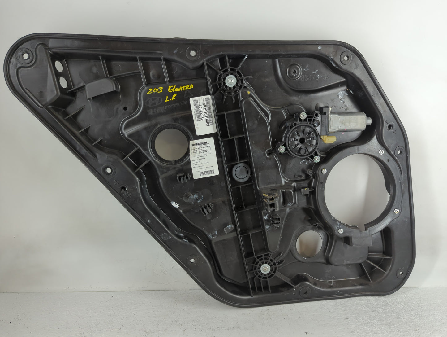 2013 Hyundai Elantra Driver Left Front Window Regulator - Oemusedautoparts1.com