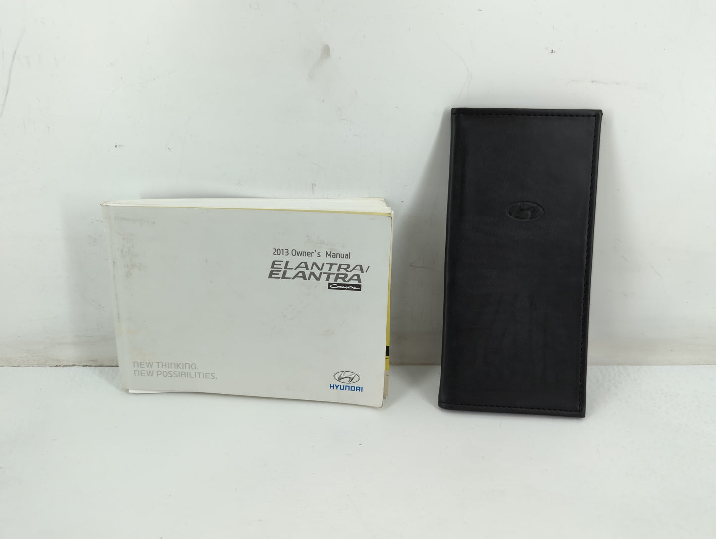 2013 Hyundai Elantra Owners Manual Book Guide P/N:A3X0-EU2NJ OEM Used Auto Parts - Oemusedautoparts1.com
