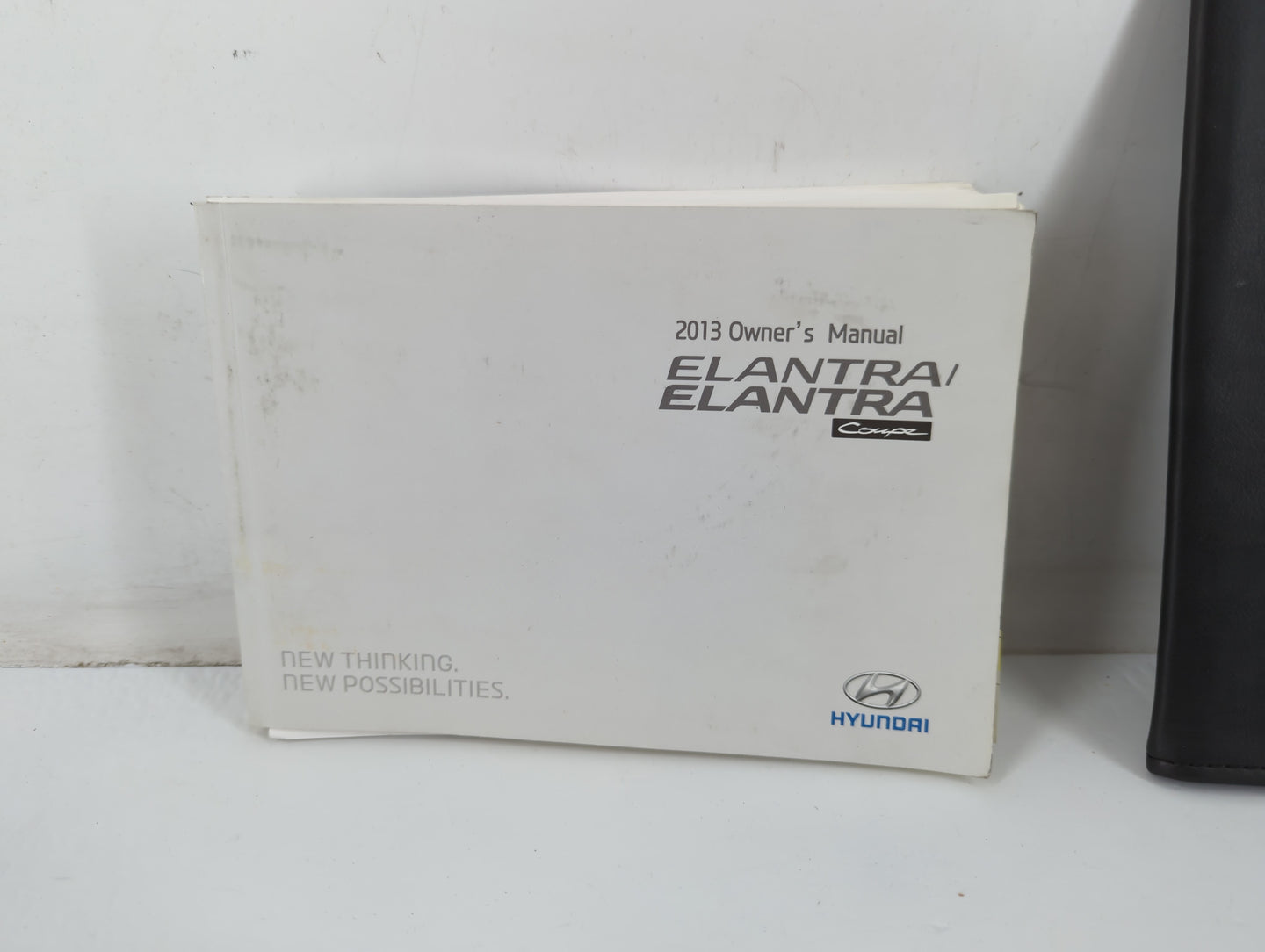 2013 Hyundai Elantra Owners Manual Book Guide P/N:A3X0-EU2NJ OEM Used Auto Parts - Oemusedautoparts1.com
