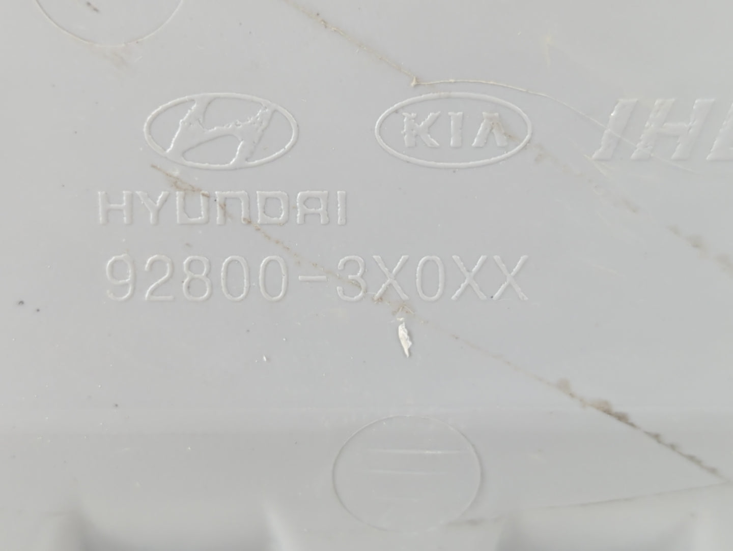 2013 Hyundai Elantra Overhead Roof Console - Oemusedautoparts1.com