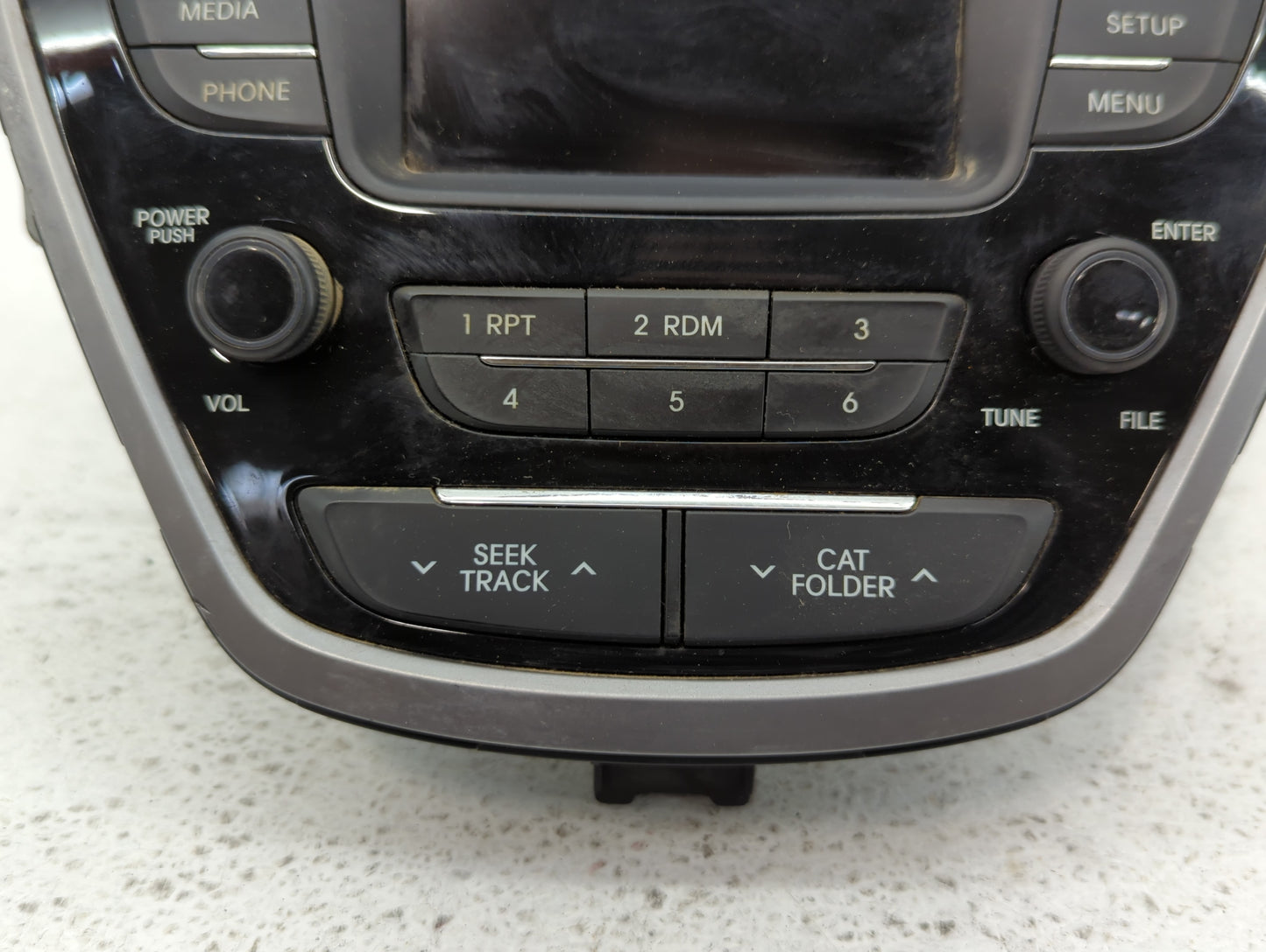 2013-2013 Hyundai Elantra Am Fm Cd Player Radio Receiver - Oemusedautoparts1.com