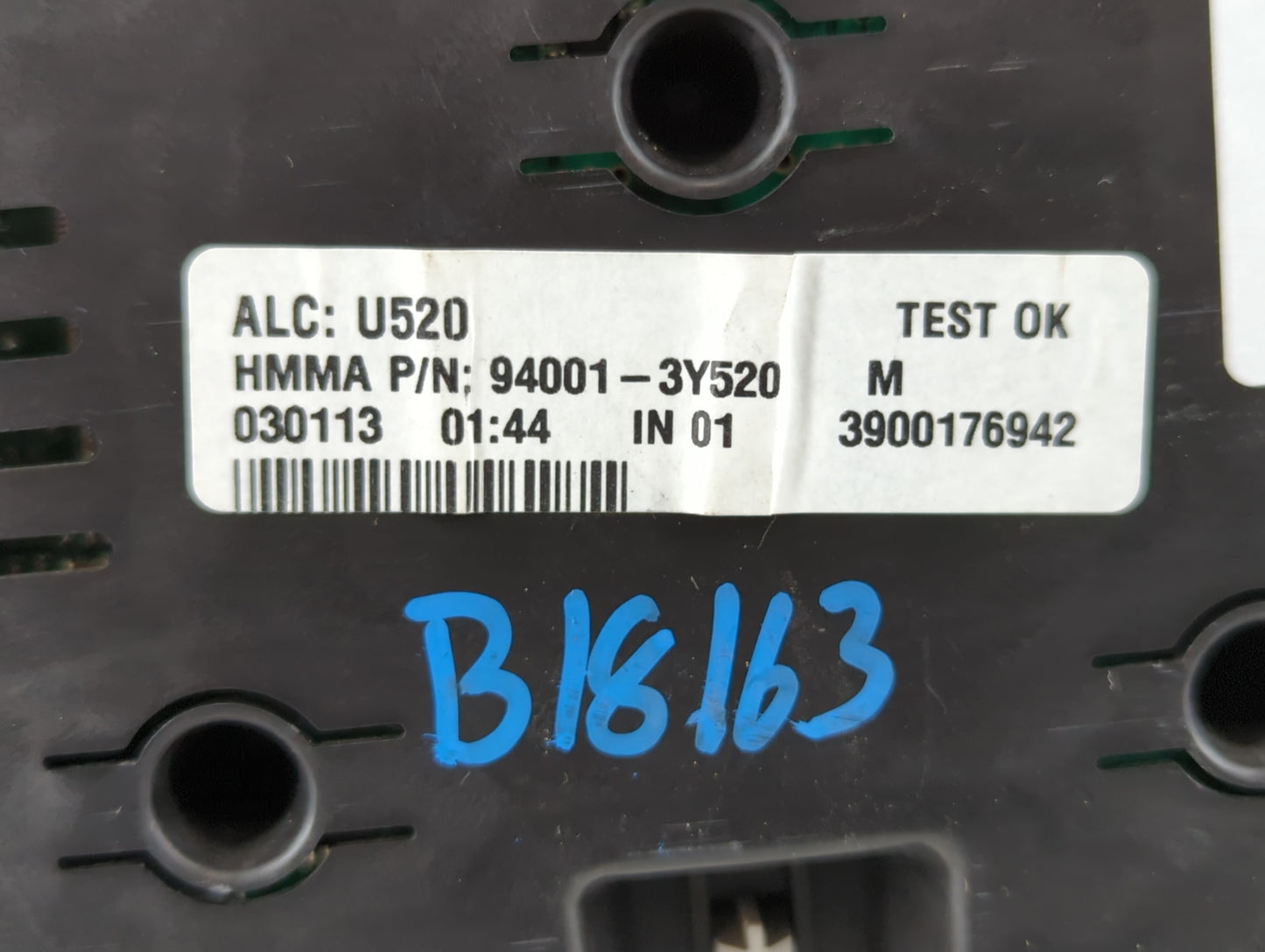 2013 Hyundai Elantra Instrument Cluster Speedometer Gauges P/N:94001-3Y520 Fits OEM Used Auto Parts - Oemusedautoparts1.com