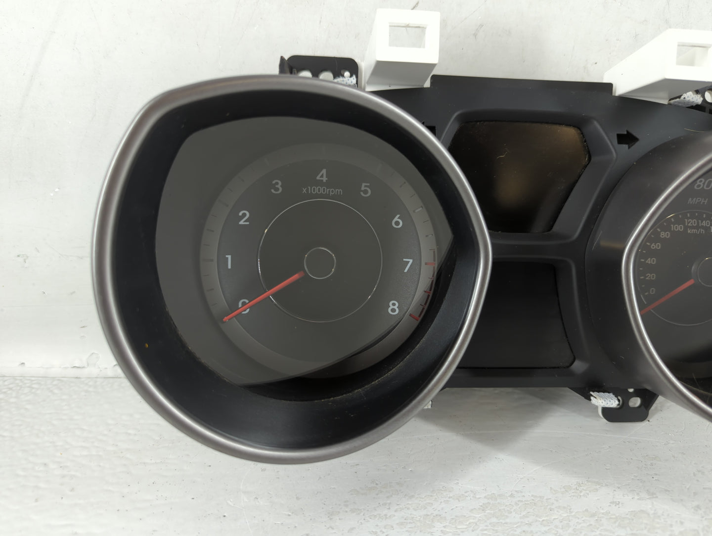 2013 Hyundai Elantra Instrument Cluster Speedometer Gauges P/N:94001-3Y520 Fits OEM Used Auto Parts - Oemusedautoparts1.com