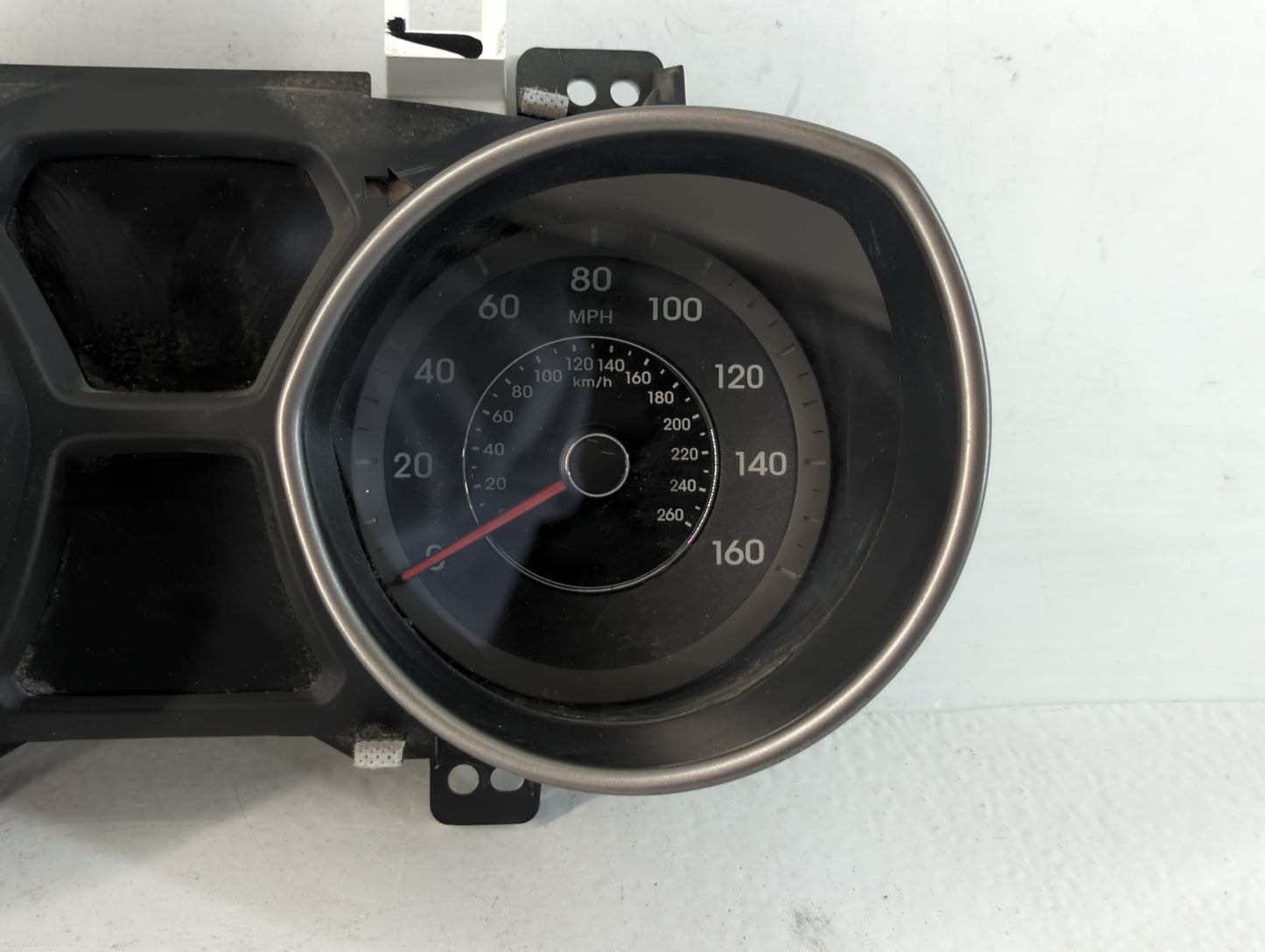 2013 Hyundai Elantra Instrument Cluster Speedometer Gauges P/N:94001-3Y520 Fits OEM Used Auto Parts - Oemusedautoparts1.com