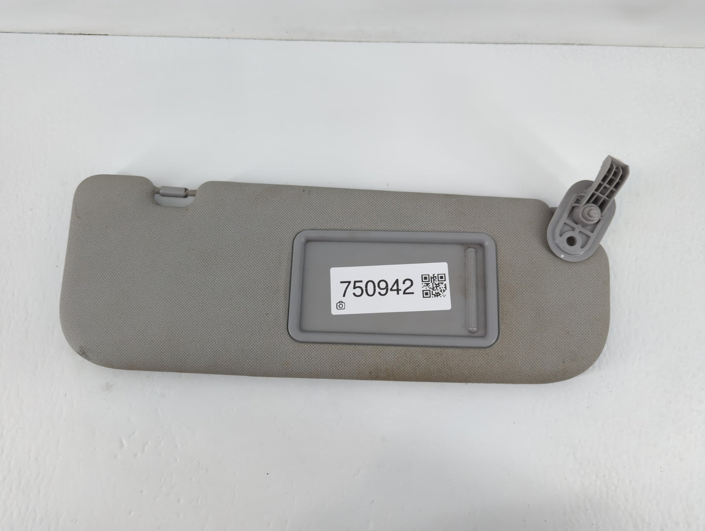 2011-2013 Hyundai Elantra Sun Visor Shade Replacement Passenger Right Mirror Fits Fits 2011 2012 2013 OEM Used Auto Parts - 