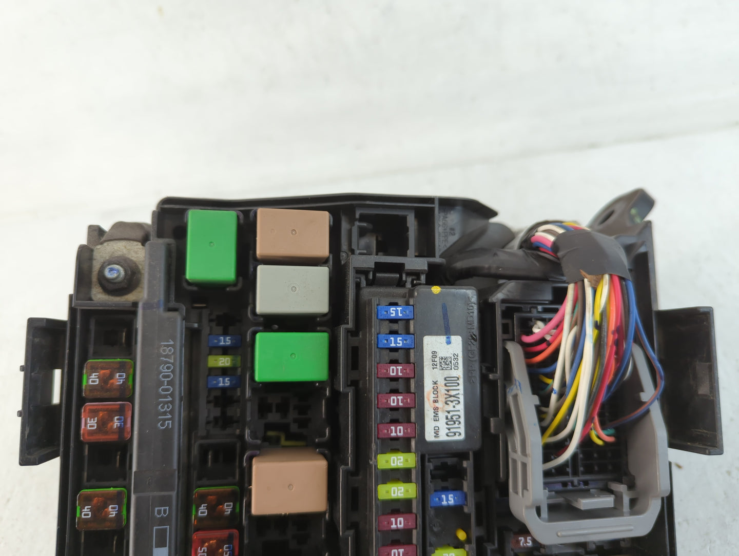 2011-2013 Hyundai Elantra Fusebox Fuse Box Panel Relay Module P/N:91950-3X711 Fits Fits 2011 2012 2013 OEM Used Auto Parts -