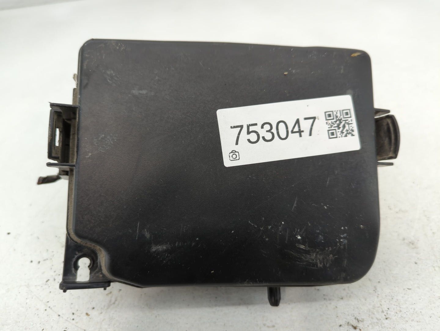 2011-2013 Hyundai Elantra Fusebox Fuse Box Panel Relay Module P/N:VS912003Y014UA Fits Fits 2011 2012 2013 OEM Used Auto Part