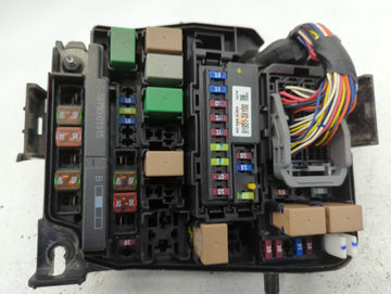 2011-2013 Hyundai Elantra Fusebox Fuse Box Panel Relay Module P/N:VS912003Y014UA Fits Fits 2011 2012 2013 OEM Used Auto Parts
