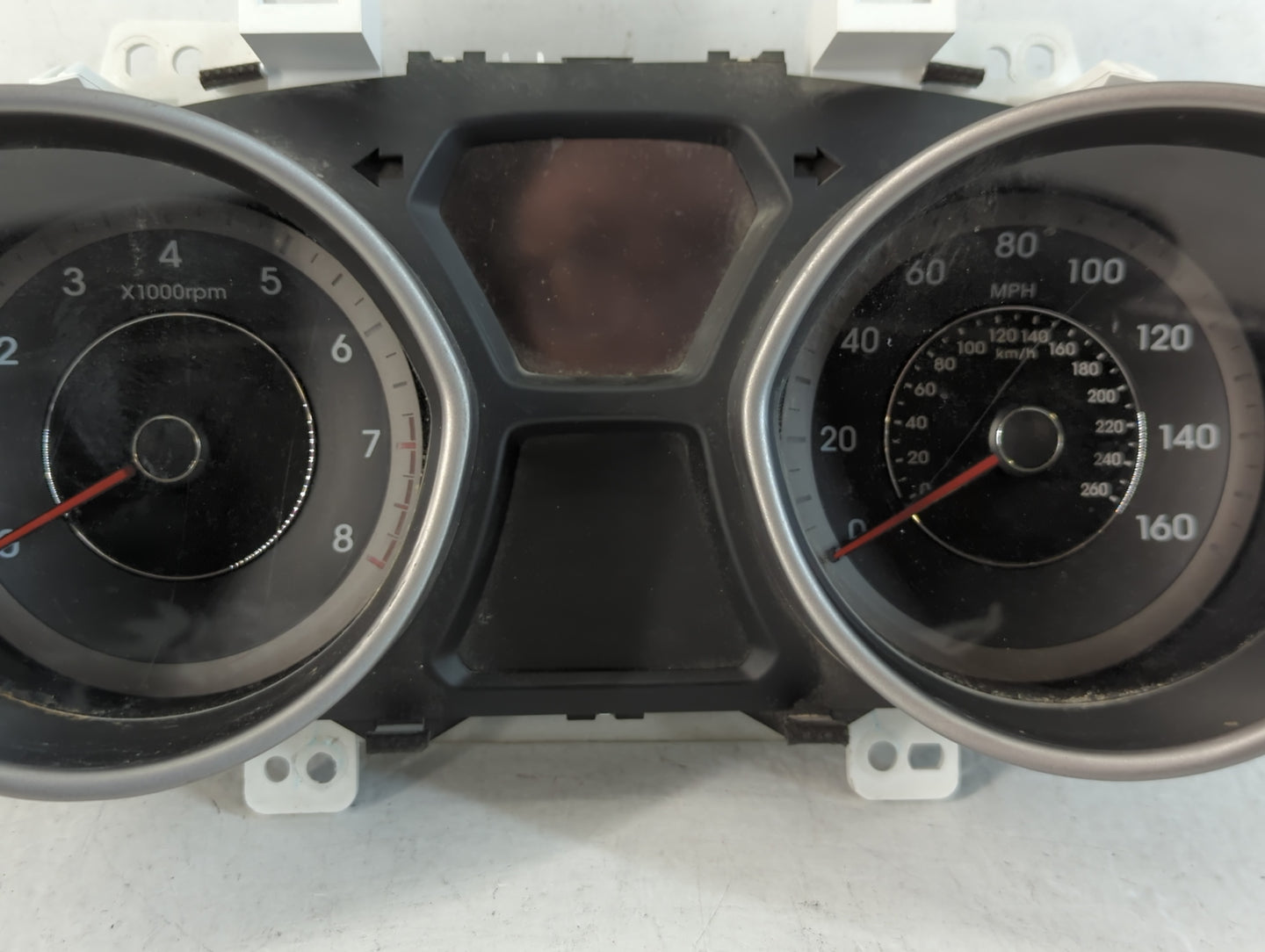 2013 Hyundai Elantra Instrument Cluster Speedometer Gauges P/N:94001-3X275 CC46 B Fits OEM Used Auto Parts - Oemusedautopart