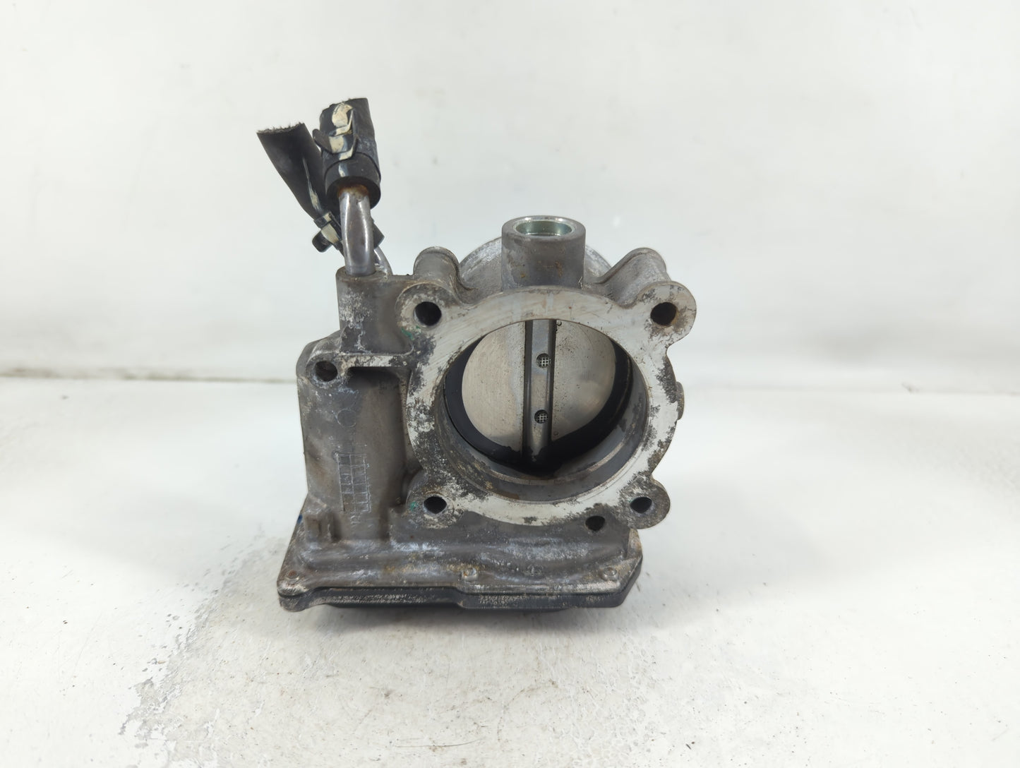 2013 Hyundai Elantra Throttle Body P/N:35100-2E000 Fits OEM Used Auto Parts - Oemusedautoparts1.com