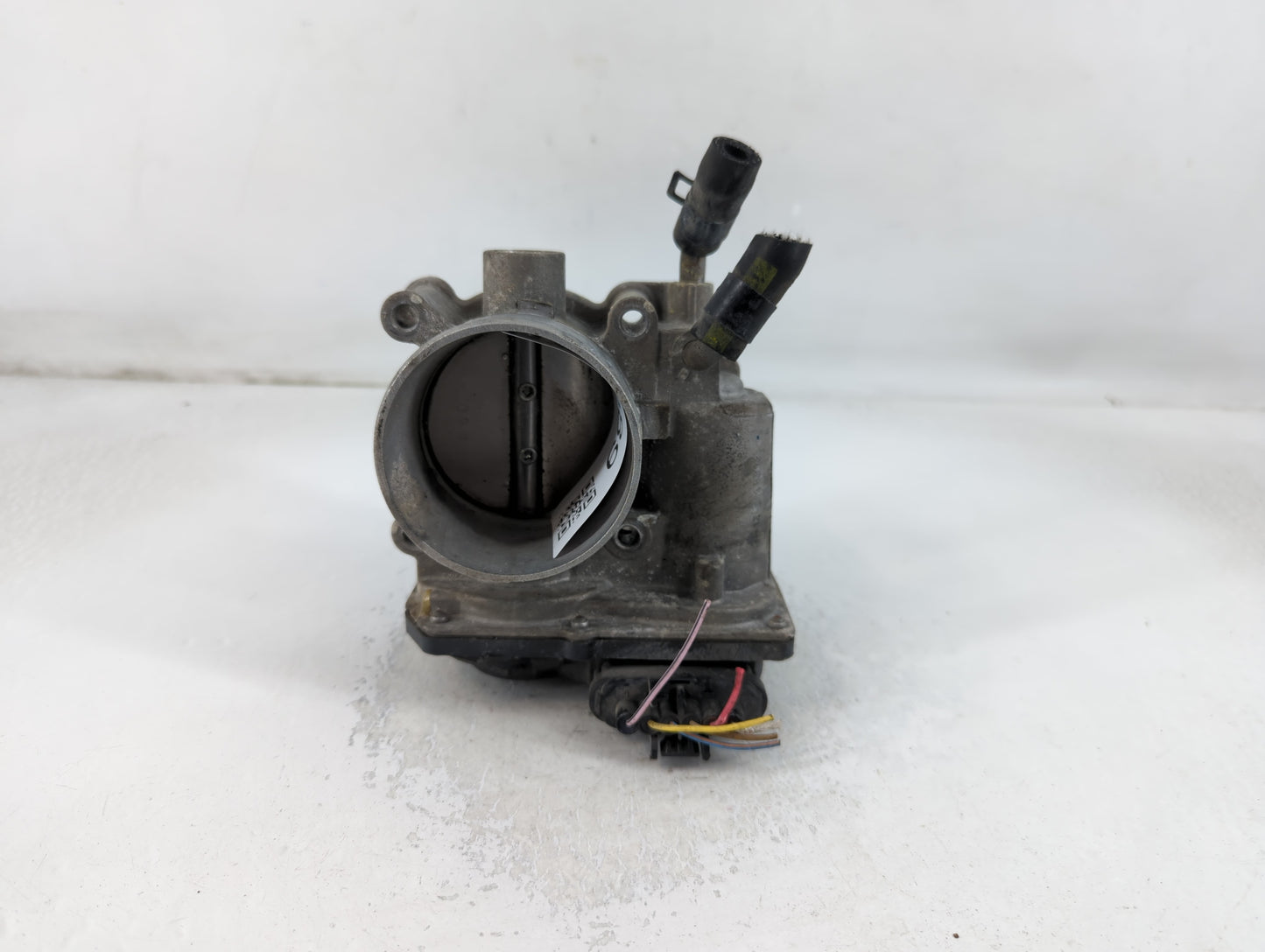 2013-2014 Hyundai Elantra Throttle Body P/N:1224B0921 Fits Fits 2012 2013 2014 2015 2016 2018 2019 2020 2021 OEM Used Auto P