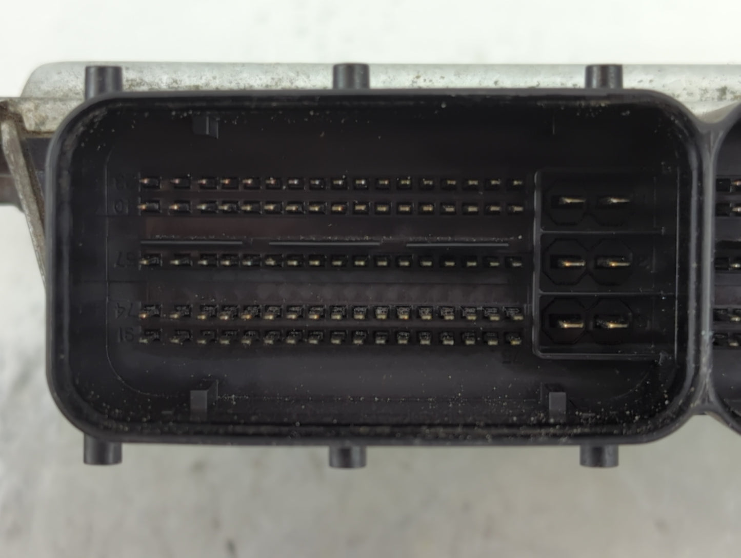 2011-2013 Hyundai Elantra PCM Engine Control Computer ECU ECM PCU OEM P/N:39103-2EMP3 39102-2EMP3 Fits Fits 2011 2012 2013 O