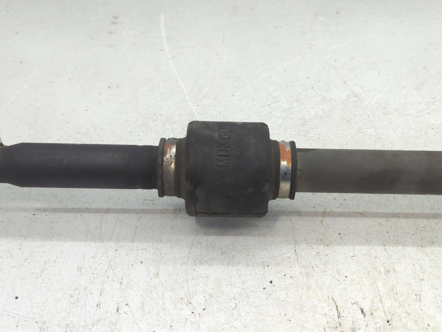 2011-2016 Hyundai Elantra Axle Shaft Front Passenger Cv C/v - Oemusedautoparts1.com
