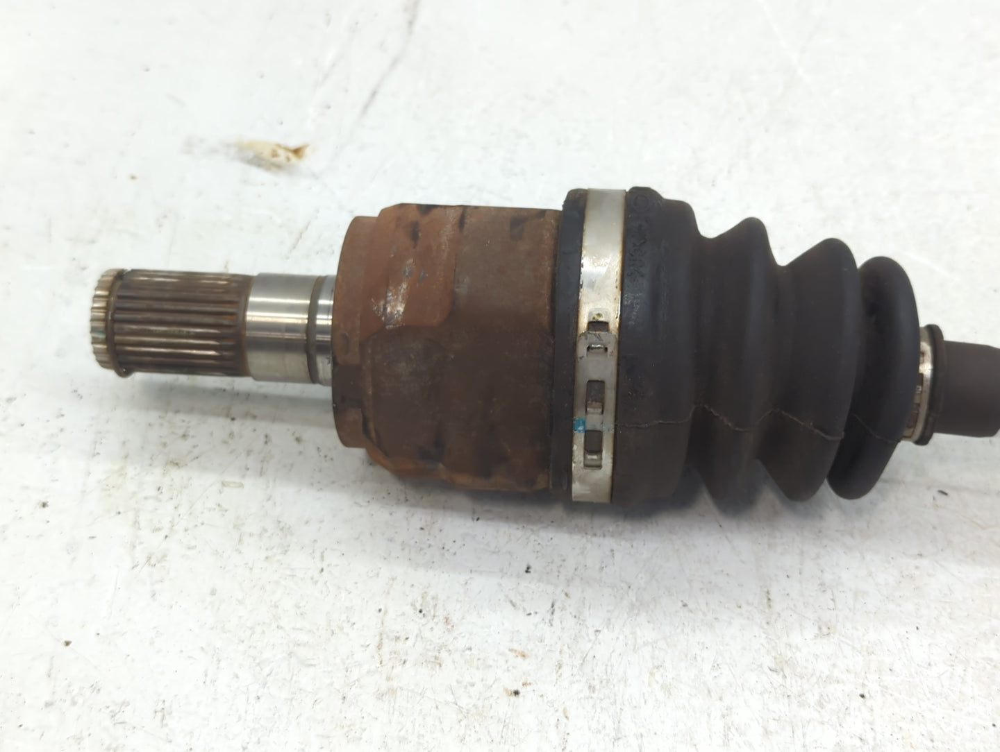 2011-2016 Hyundai Elantra Axle Shaft Front Driver Cv C/v - Oemusedautoparts1.com