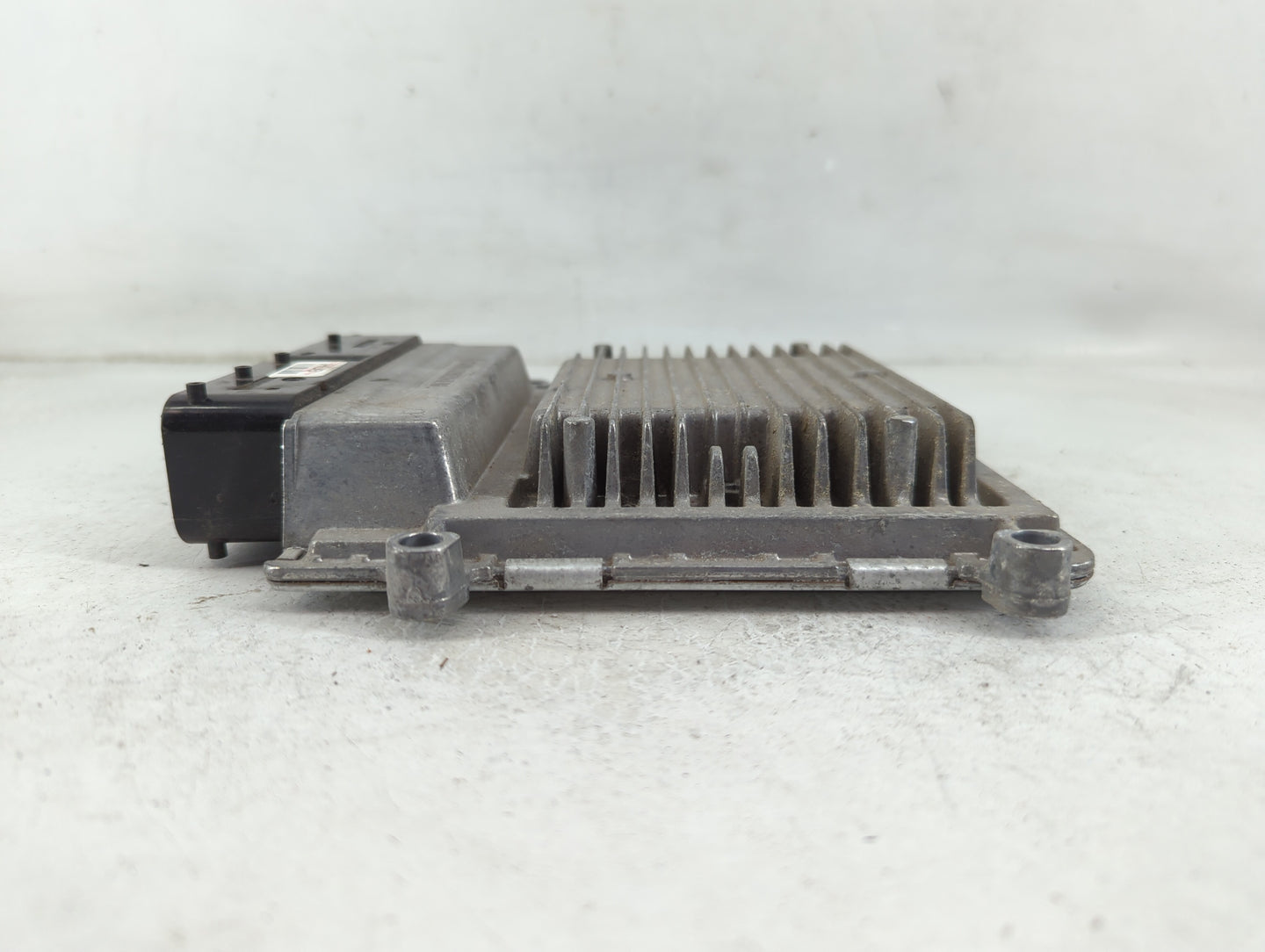 2011-2013 Hyundai Elantra PCM Engine Control Computer ECU ECM PCU OEM P/N:39103-2EMB3 39102-2EMB3 Fits Fits 2011 2012 2013 O