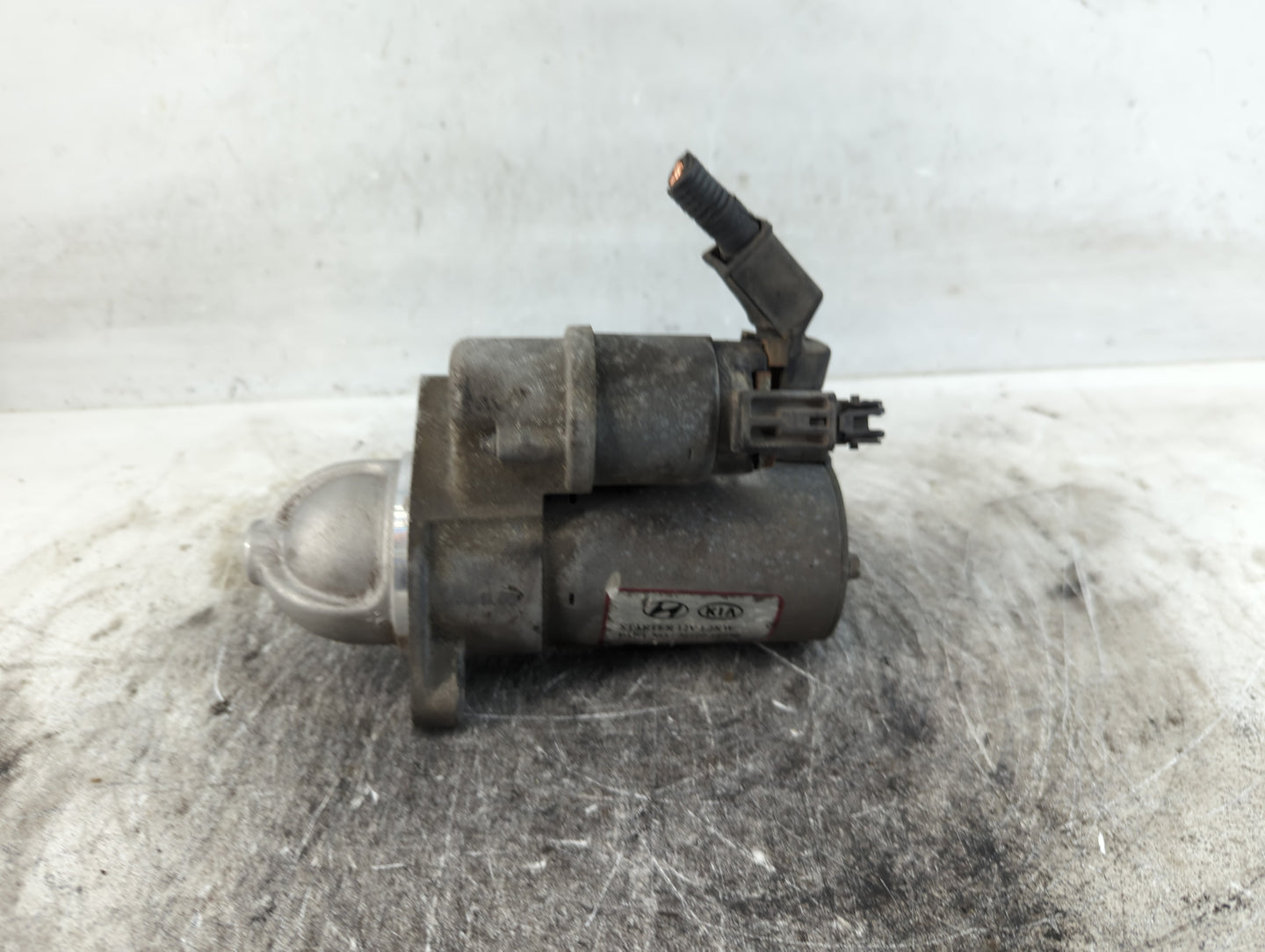 2011-2014 Hyundai Elantra Car Starter Motor Solenoid OEM P/N:R613124A Fits Fits 2011 2012 2013 2014 OEM Used Auto Parts - Oe
