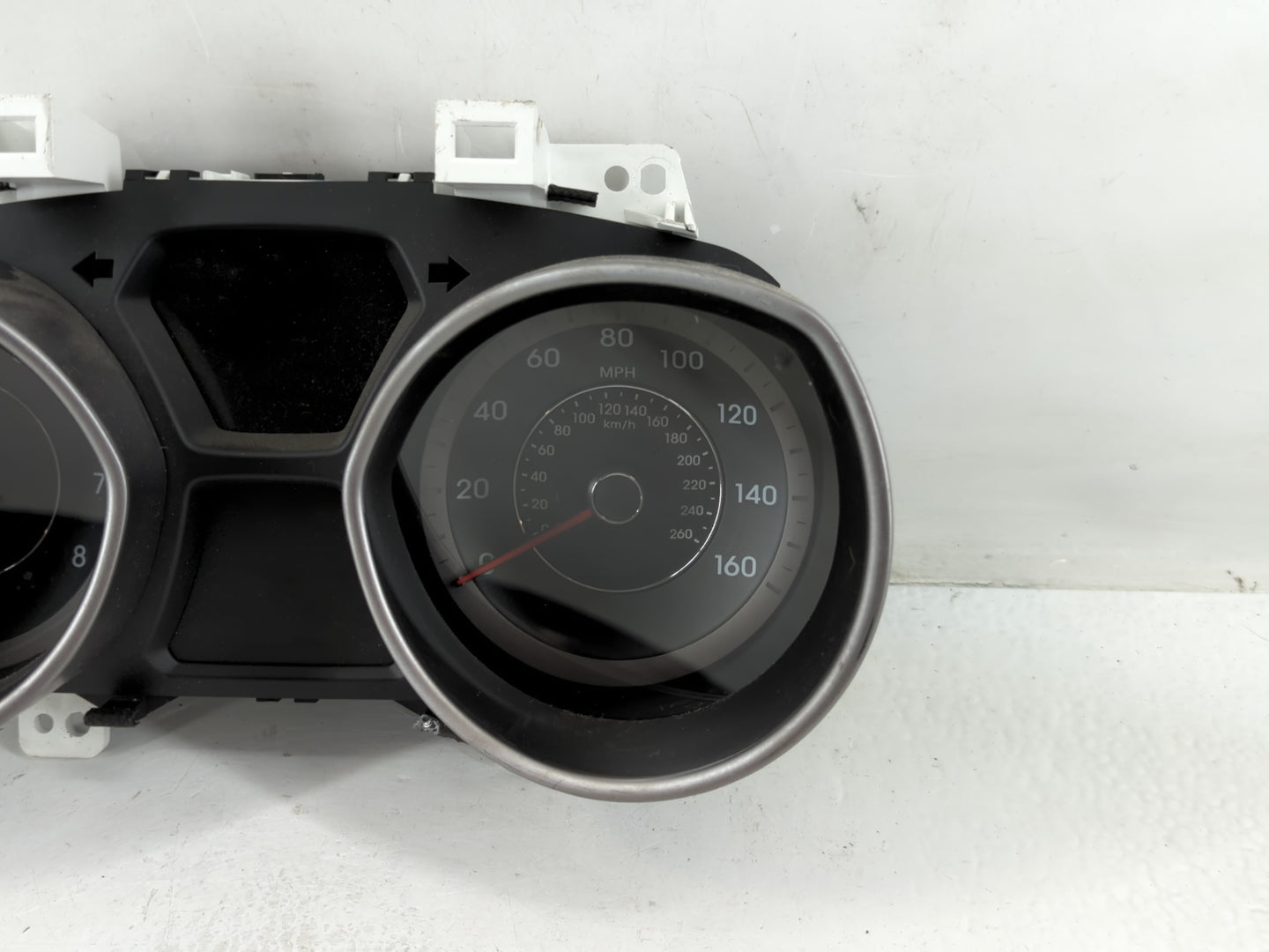 2013 Hyundai Elantra Instrument Cluster Speedometer Gauges P/N:94001-3X275 Fits OEM Used Auto Parts - Oemusedautoparts1.com