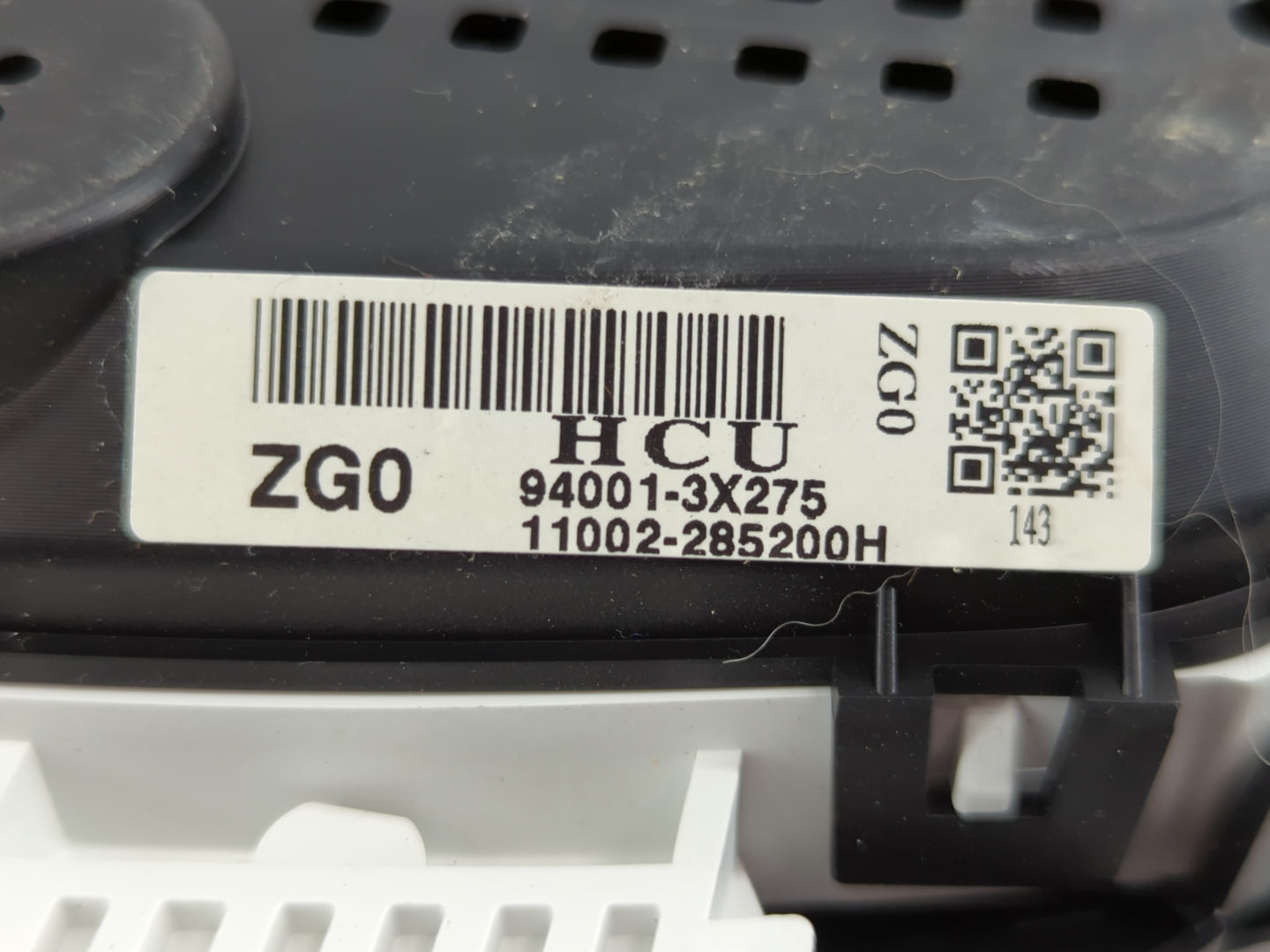 2013 Hyundai Elantra Instrument Cluster Speedometer Gauges P/N:94001-3X275 Fits OEM Used Auto Parts - Oemusedautoparts1.com