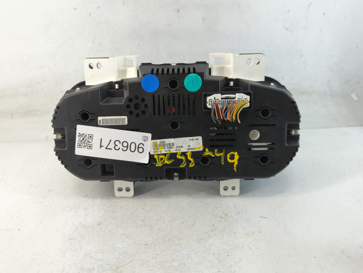 2013 Hyundai Elantra Instrument Cluster Speedometer Gauges P/N:94001-3Y530 Fits OEM Used Auto Parts - Oemusedautoparts1.com
