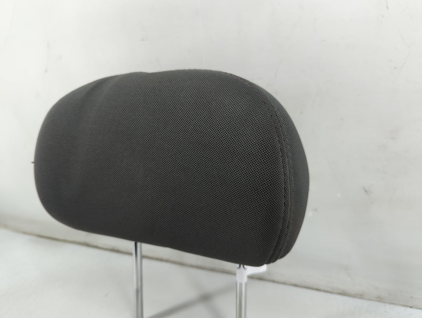 2013-2015 Hyundai Elantra Headrest Head Rest Front Driver Passenger Seat Fits Fits 2013 2014 2015 OEM Used Auto Parts - Oemu