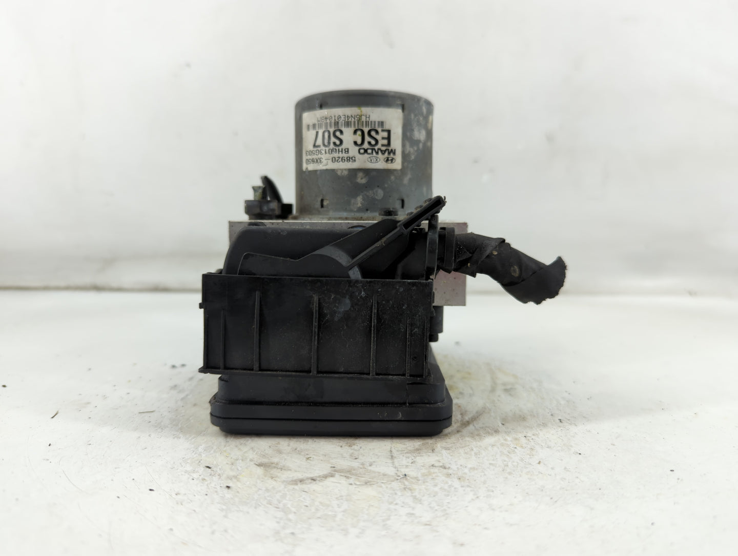 2011-2013 Hyundai Elantra ABS Pump Control Module Replacement P/N:58920-3X650 Fits Fits 2011 2012 2013 OEM Used Auto Parts -
