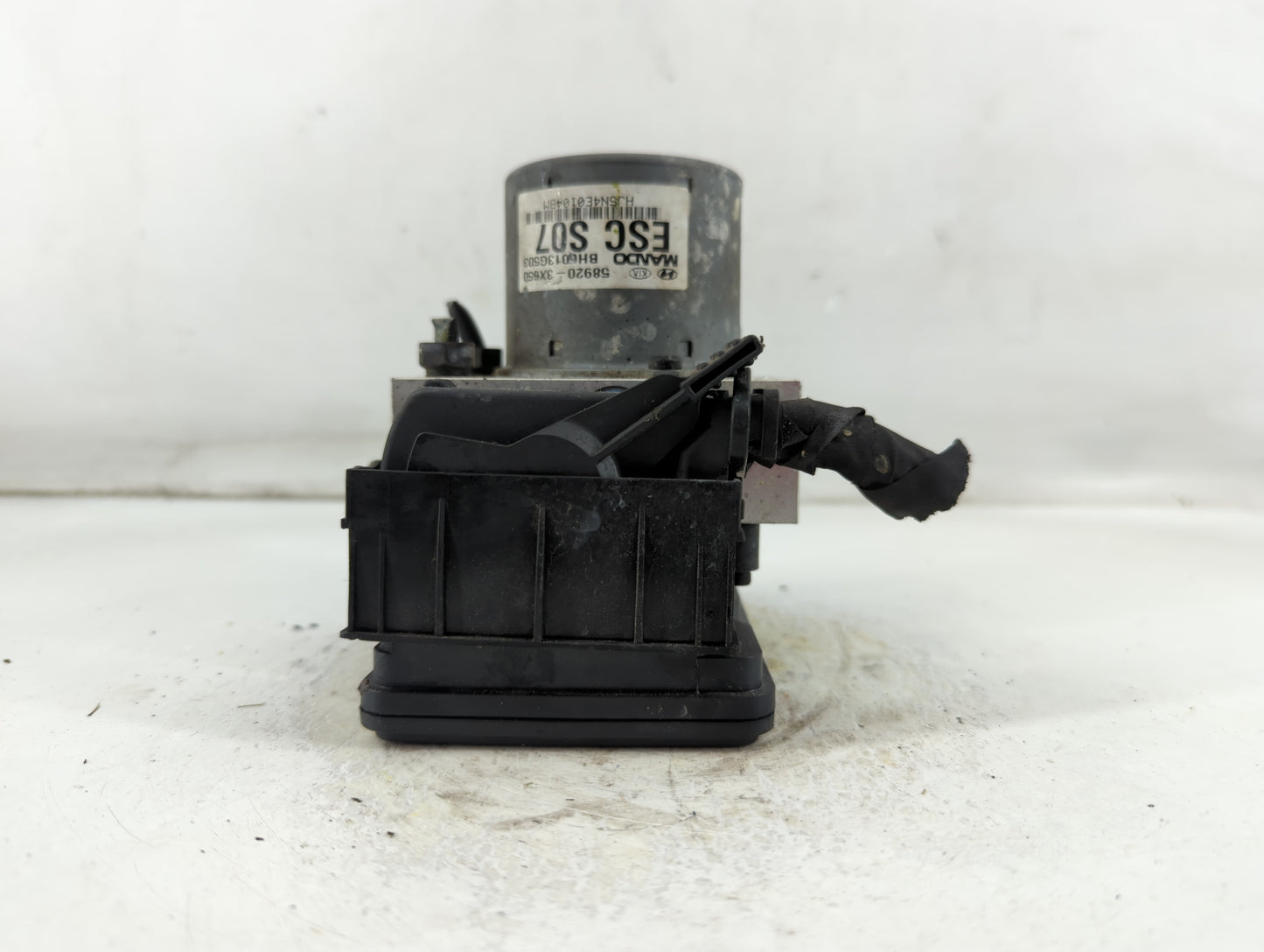 2011-2013 Hyundai Elantra ABS Pump Control Module Replacement P/N:58920-3X650 Fits Fits 2011 2012 2013 OEM Used Auto Parts -