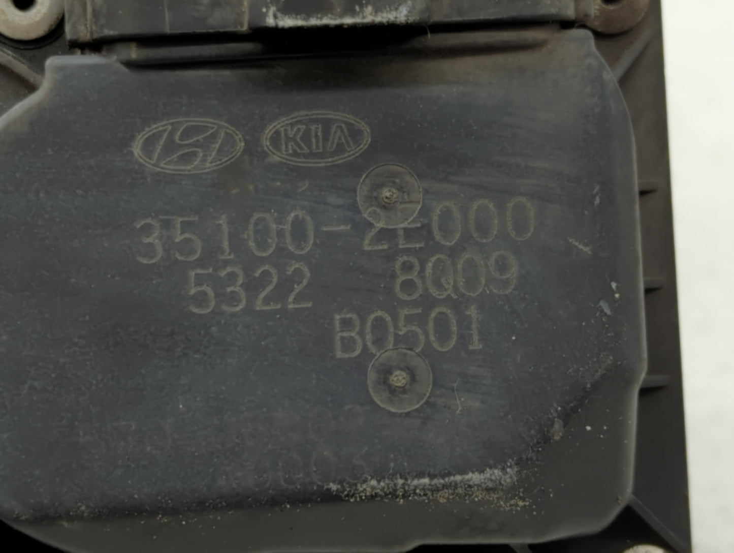 2013 Hyundai Elantra Coupe Throttle Body P/N:35100-2E000 1302150124, 35100-2E710 Fits Fits 2011 2012 2014 2015 2016 2017 201