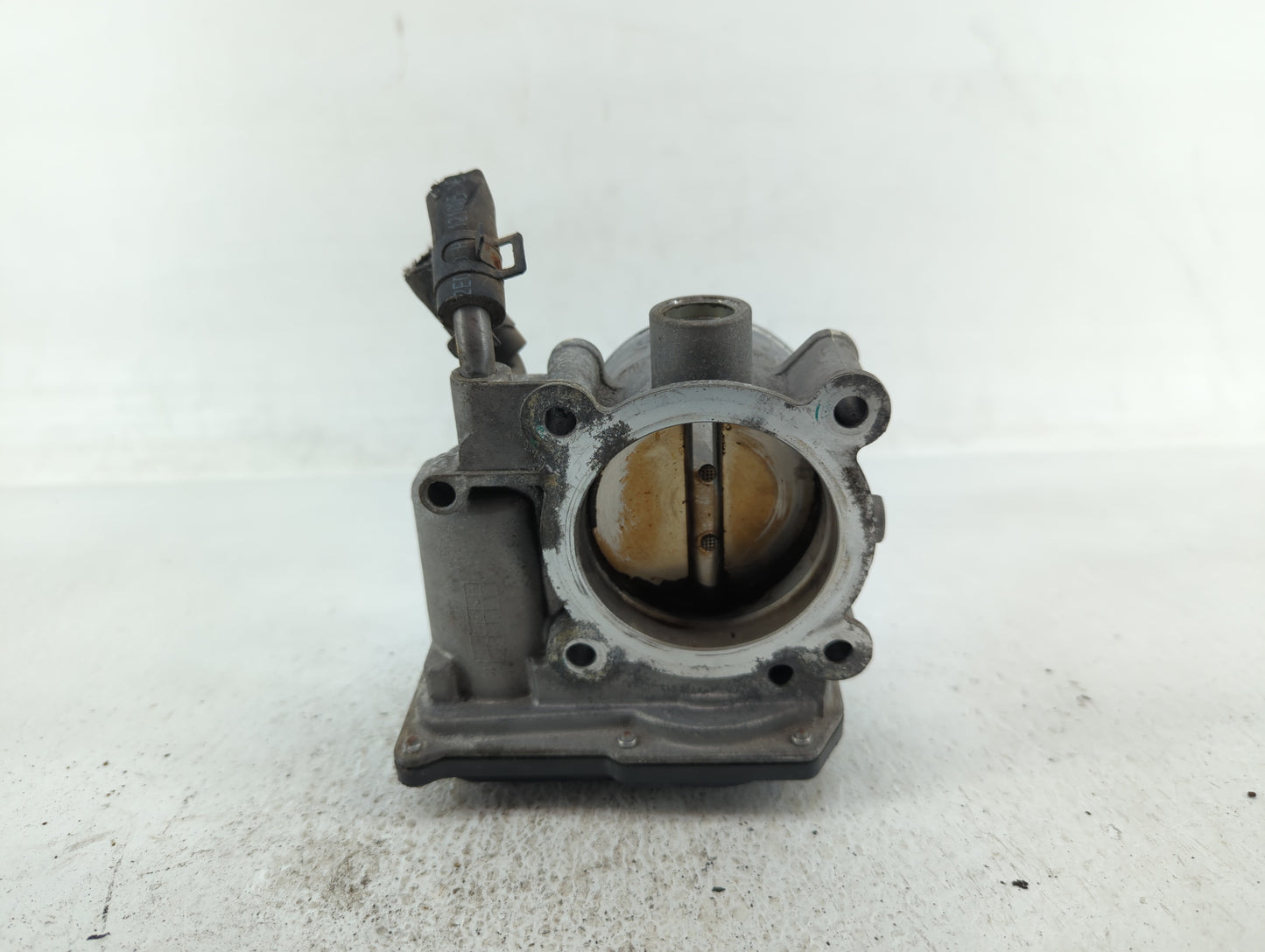 2013 Hyundai Elantra Coupe Throttle Body P/N:35100-2E000 35100-2E710 Fits Fits 2011 2012 2014 2015 2016 2017 2018 2019 2020 