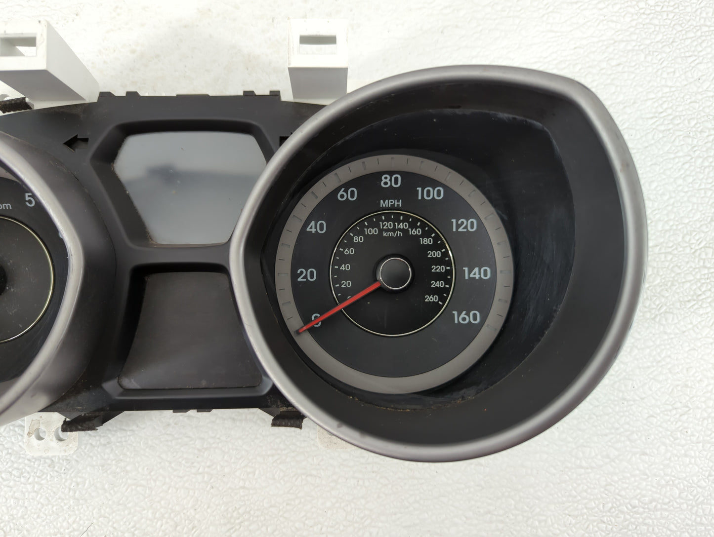 2013 Hyundai Elantra Coupe Instrument Cluster Speedometer Gauges P/N:94001-3X610 Miles: Fits OEM Used Auto Parts - Oemusedau