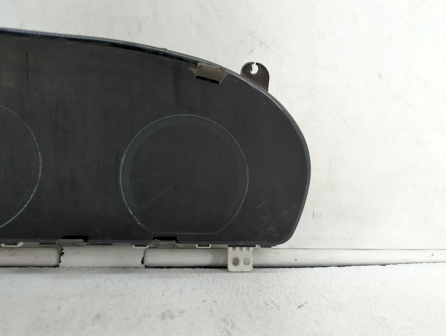 2012-2013 Hyundai Equus Instrument Cluster Speedometer Gauges P/N:94003-3N270 Fits Fits 2012 2013 OEM Used Auto Parts - Oemu
