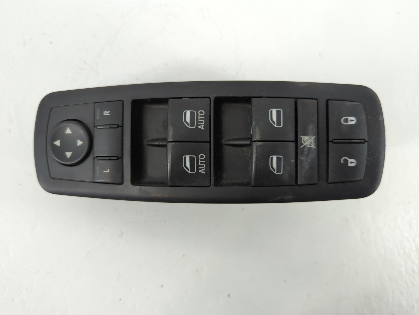 2012-2013 Hyundai Equus Master Power Window Switch Replacement Driver Side Left P/N:56046 823AC Fits Fits 2012 2013 OEM Used