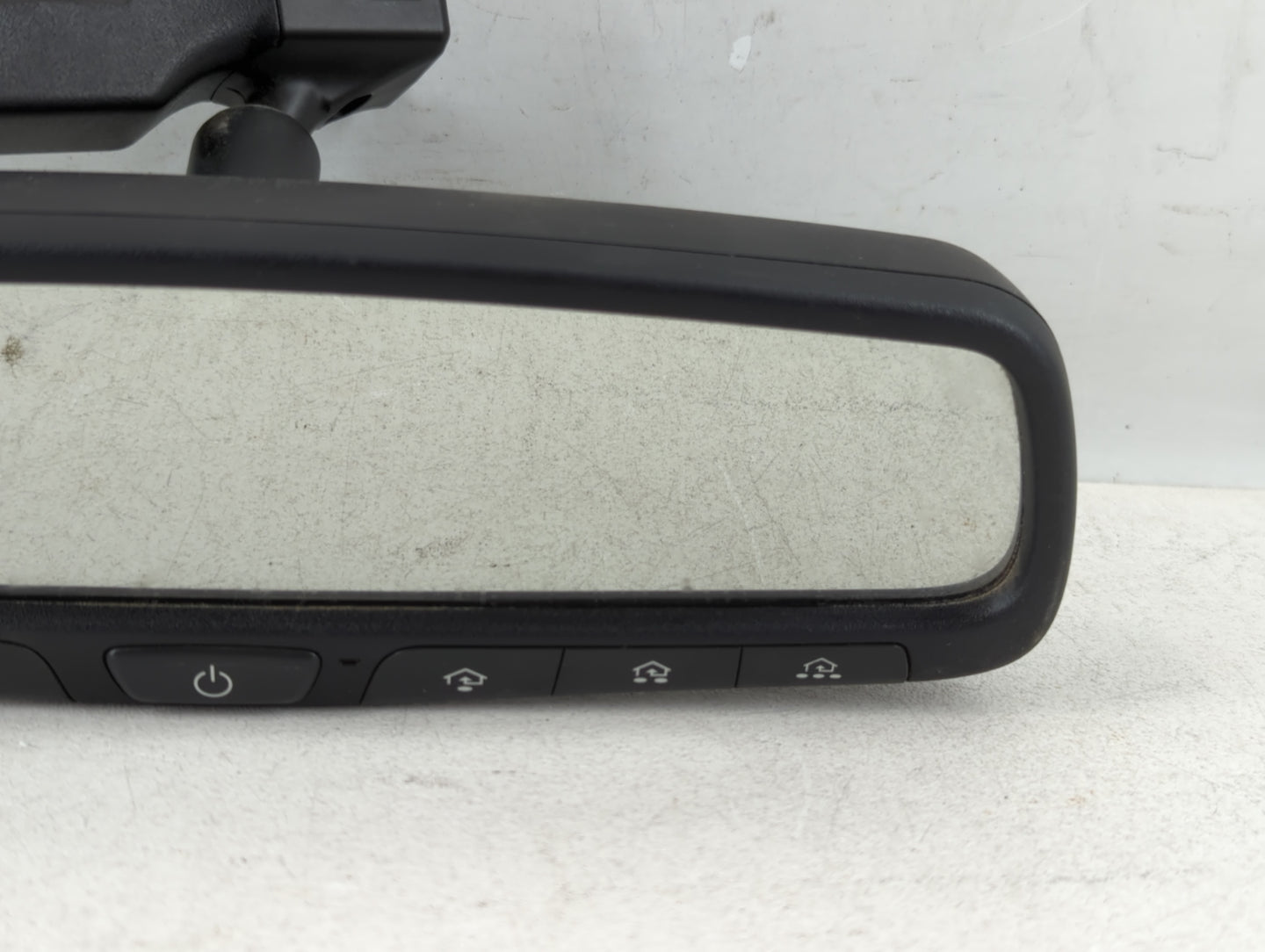 2013-2016 Hyundai Genesis Interior Rear View Mirror Replacement OEM P/N:E11026666 Fits OEM Used Auto Parts - Oemusedautopart