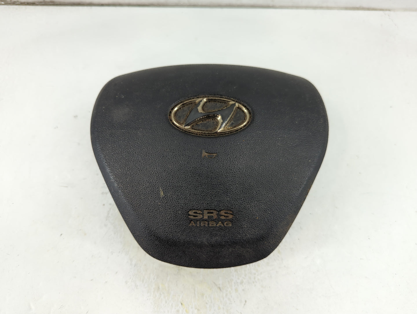 2013 Hyundai Genesis Air Bag Driver Left Steering Wheel Mounted P/N:56900-2M505 Fits OEM Used Auto Parts - Oemusedautoparts1