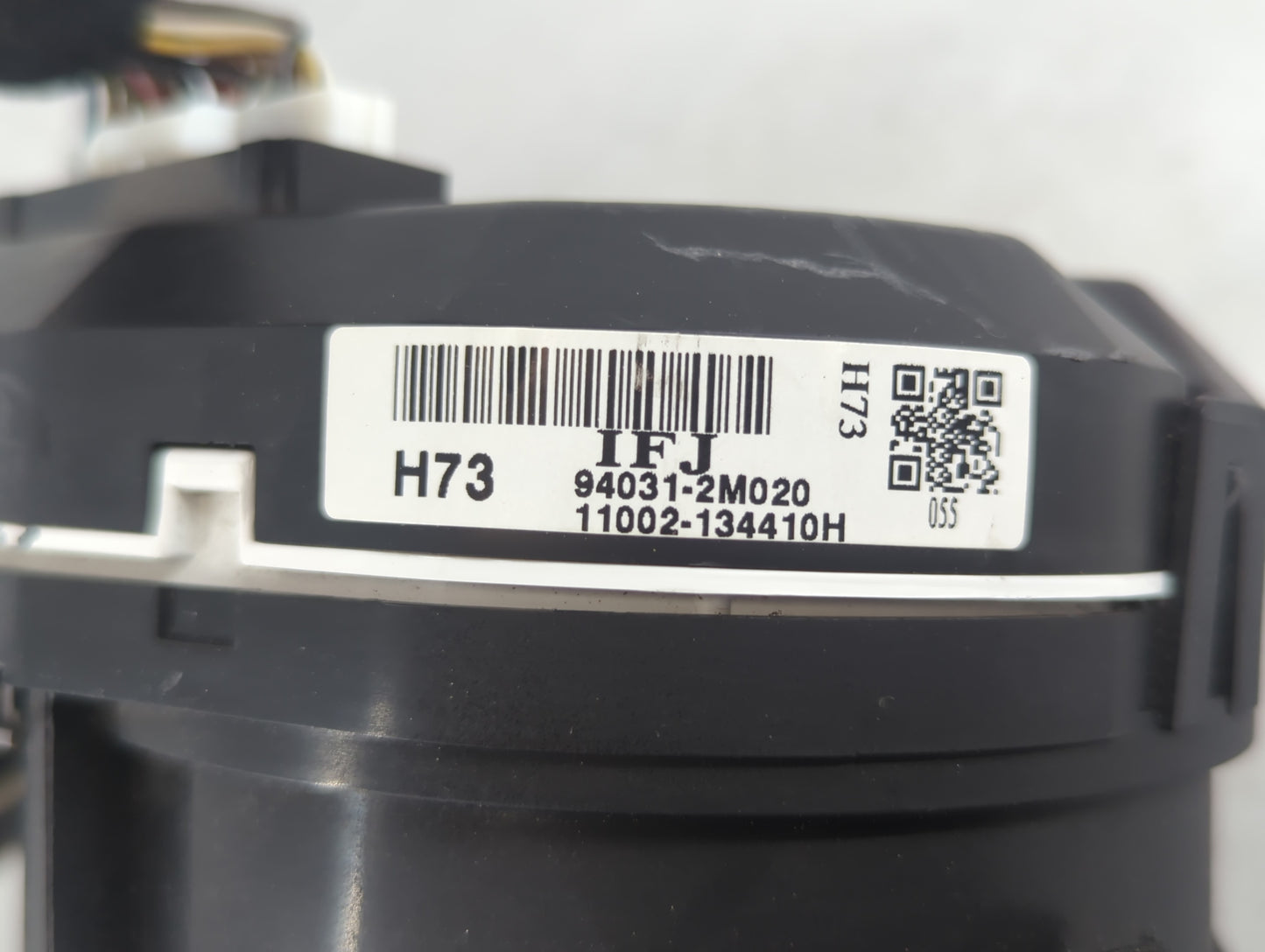 2013 Hyundai Genesis Instrument Cluster Speedometer Gauges P/N:94031-2M020 Fits OEM Used Auto Parts - Oemusedautoparts1.com