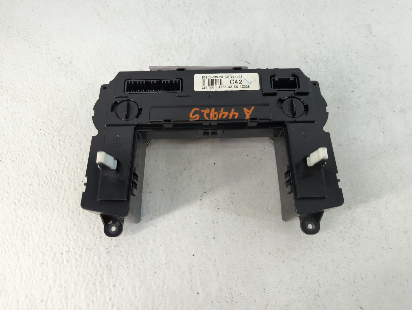 2013-2016 Hyundai Genesis Climate Control Module Temperature AC/Heater Replacement P/N:97250-2MFP0 Fits Fits 2013 2014 2015 
