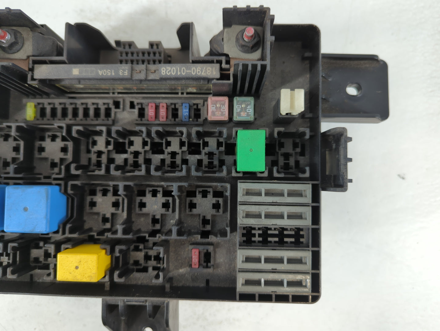 2013-2014 Hyundai Genesis Fusebox Fuse Box Panel Relay Module P/N:6B62 91263 2M6 Fits Fits 2013 2014 OEM Used Auto Parts - O