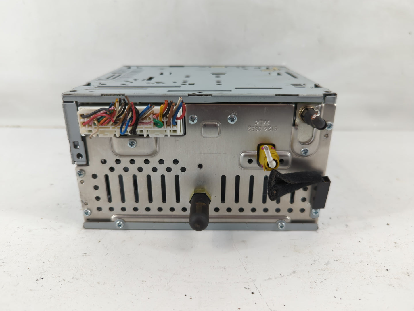 2013 Hyundai Genesis Radio AM FM Cd Player Receiver Replacement P/N:96180-2M117YHG Fits OEM Used Auto Parts - Oemusedautopar