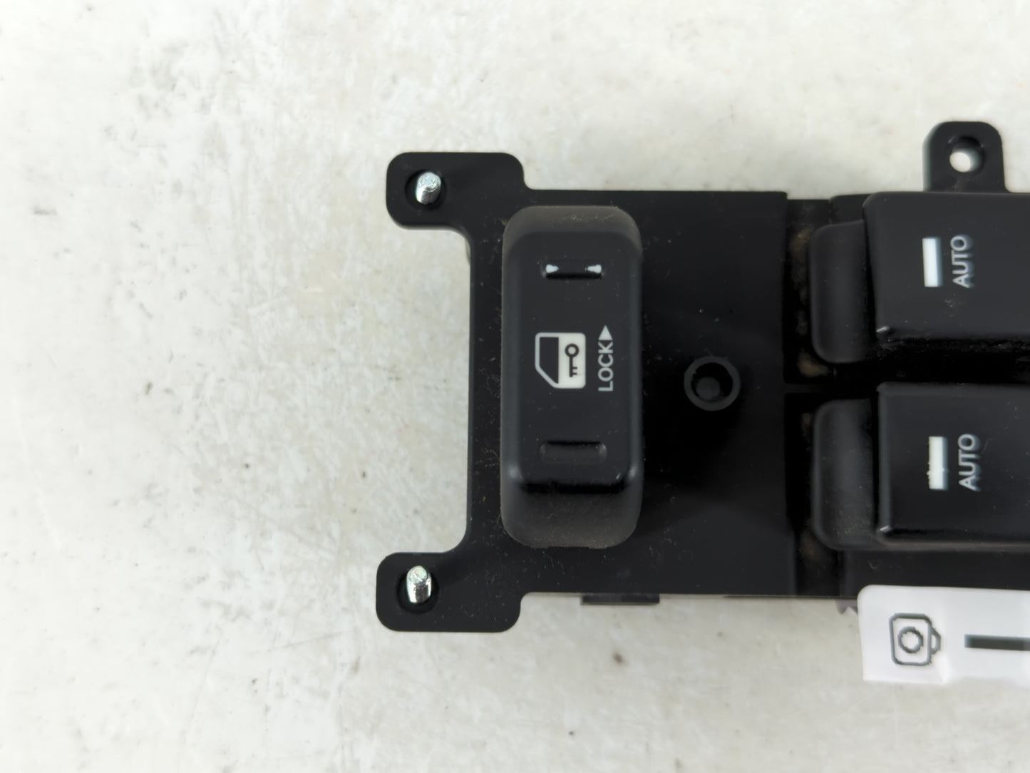 2013-2016 Hyundai Genesis Master Power Window Switch Replacement Driver Side Left P/N:202008374 Fits Fits 2013 2014 2015 201
