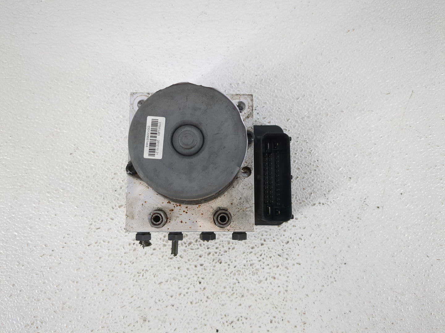 2013 Hyundai Genesis ABS Pump Control Module Replacement P/N:BE6003L105 Fits OEM Used Auto Parts - Oemusedautoparts1.com