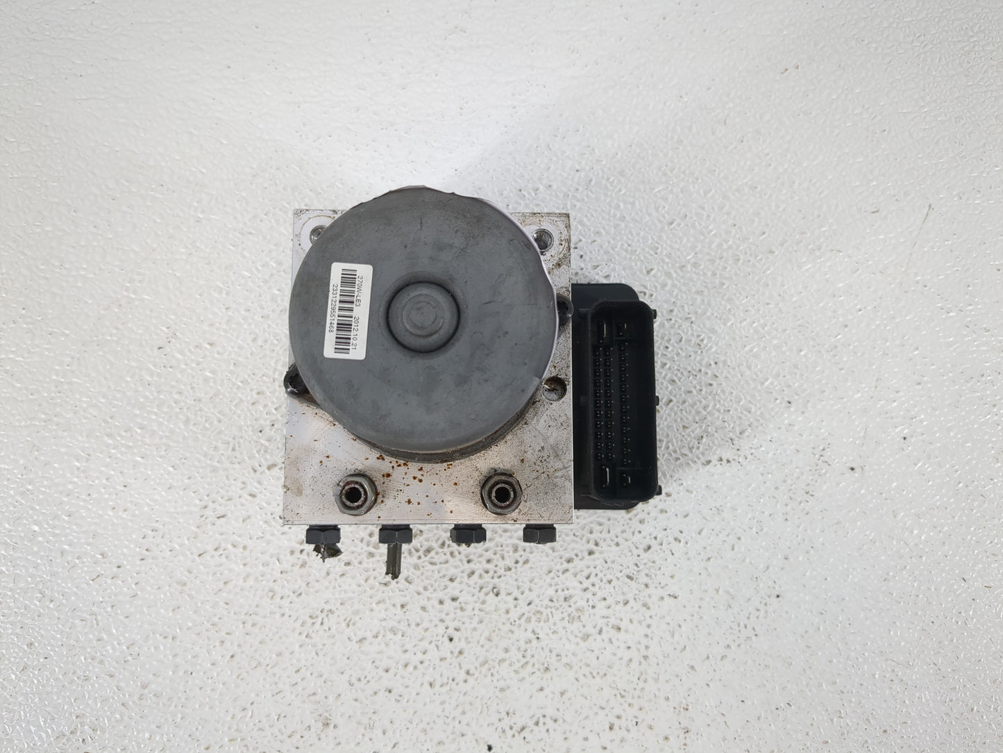 2013 Hyundai Genesis ABS Pump Control Module Replacement P/N:BE6003L105 Fits OEM Used Auto Parts - Oemusedautoparts1.com