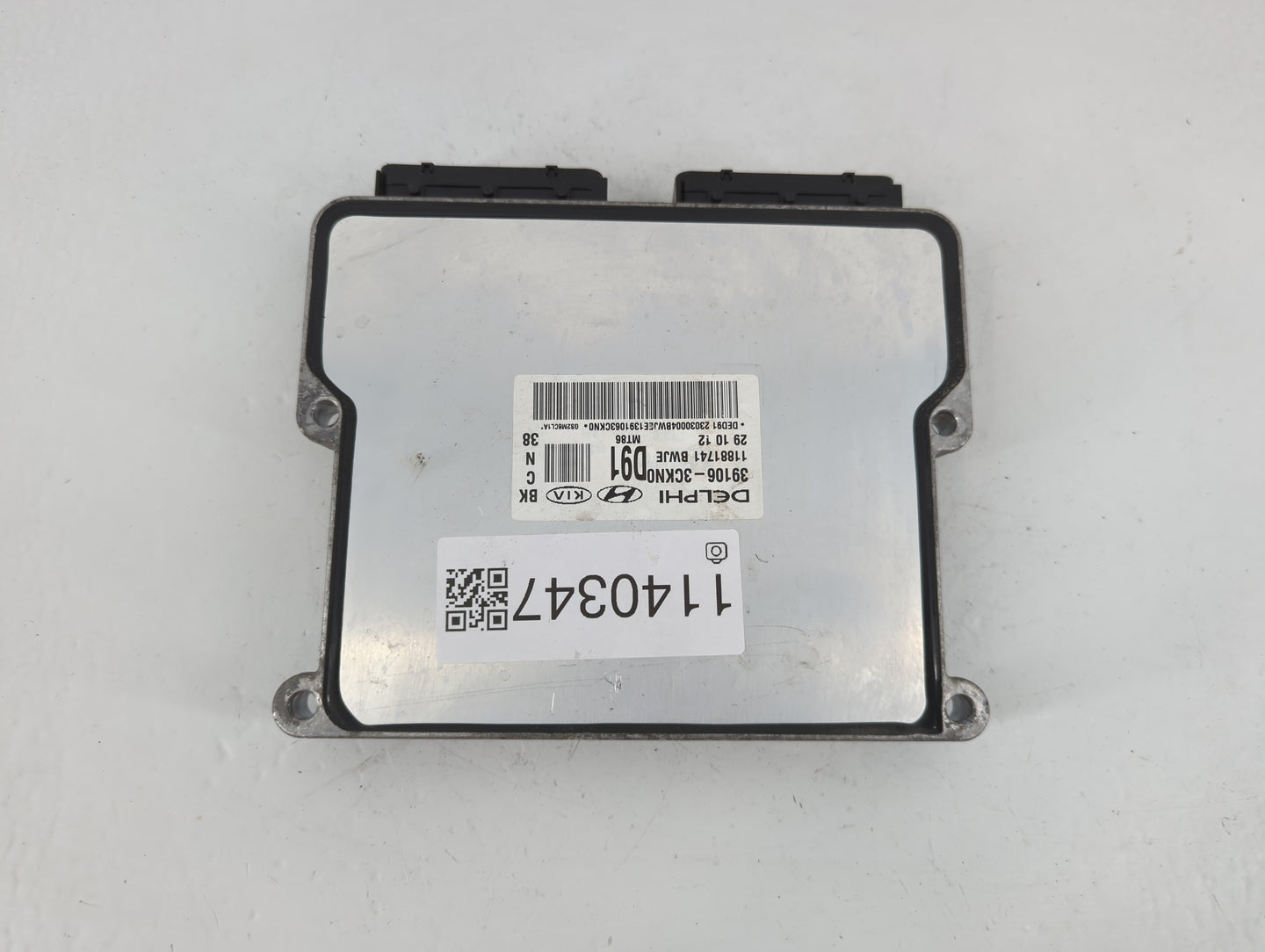 2013-2015 Hyundai Genesis PCM Engine Control Computer ECU ECM PCU OEM P/N:39106-3CKN0 Fits Fits 2013 2014 2015 OEM Used Auto