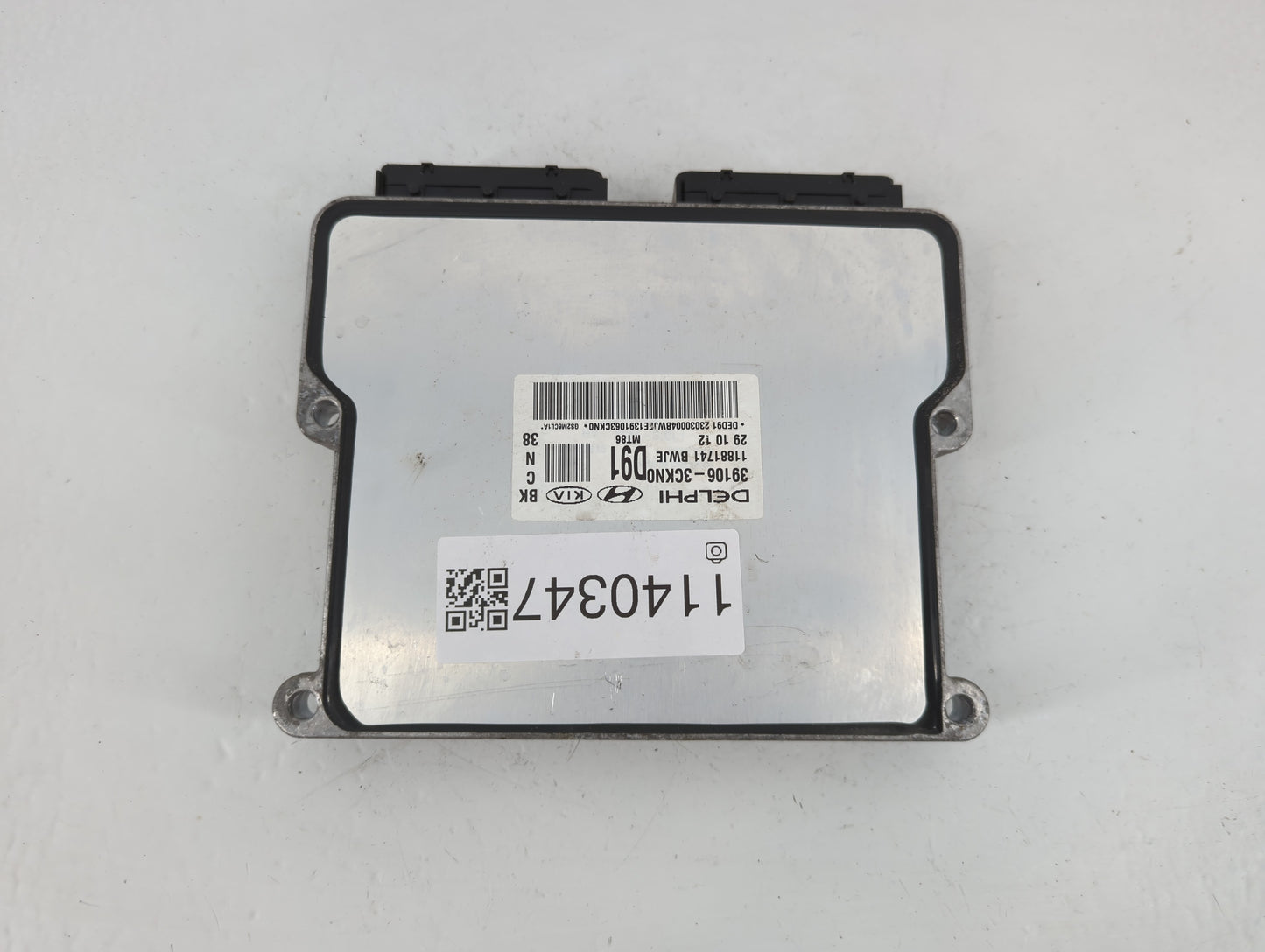 2013-2015 Hyundai Genesis PCM Engine Control Computer ECU ECM PCU OEM P/N:39106-3CKN0 Fits Fits 2013 2014 2015 OEM Used Auto