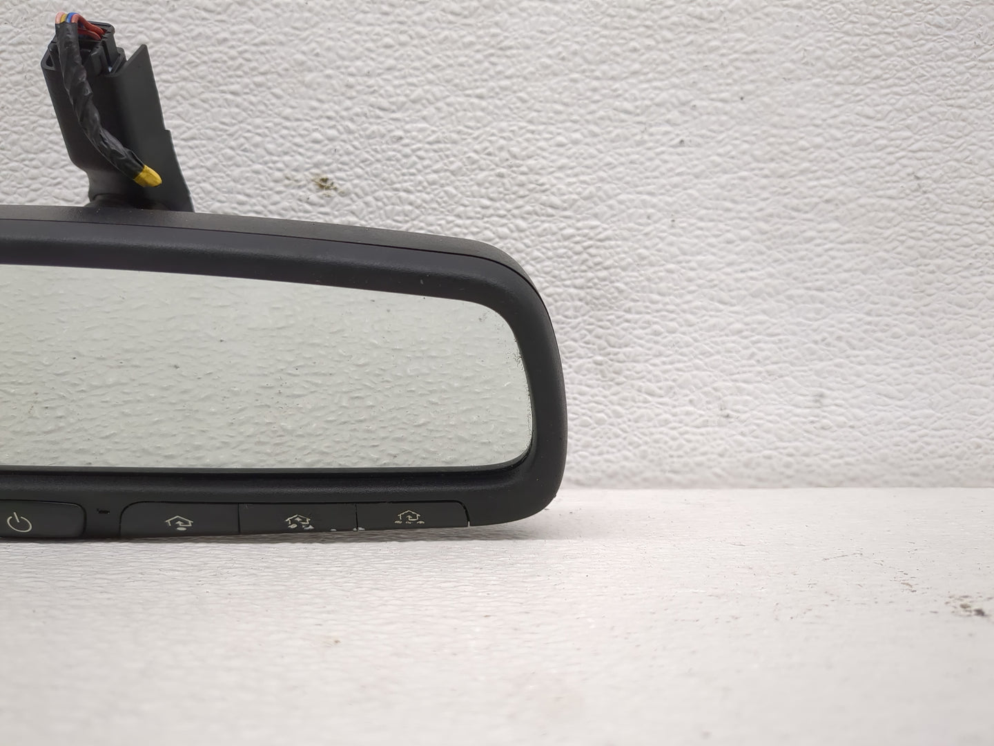 2009-2016 Hyundai Genesis Interior Rear View Mirror Replacement OEM P/N:E11026666 Fits OEM Used Auto Parts - Oemusedautopart