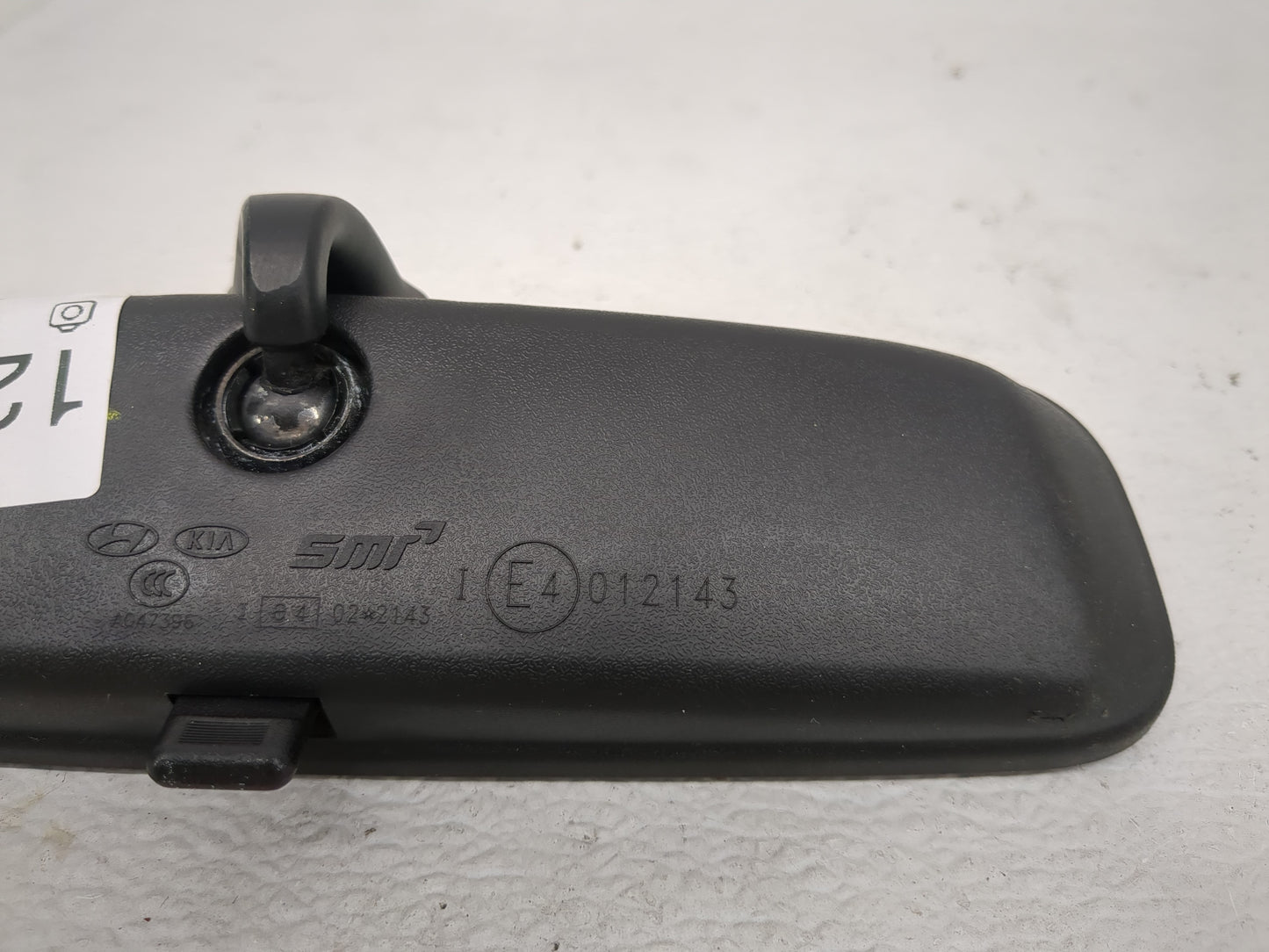 2009-2016 Hyundai Genesis Interior Rear View Mirror Replacement OEM P/N:E11026666 Fits OEM Used Auto Parts - Oemusedautopart