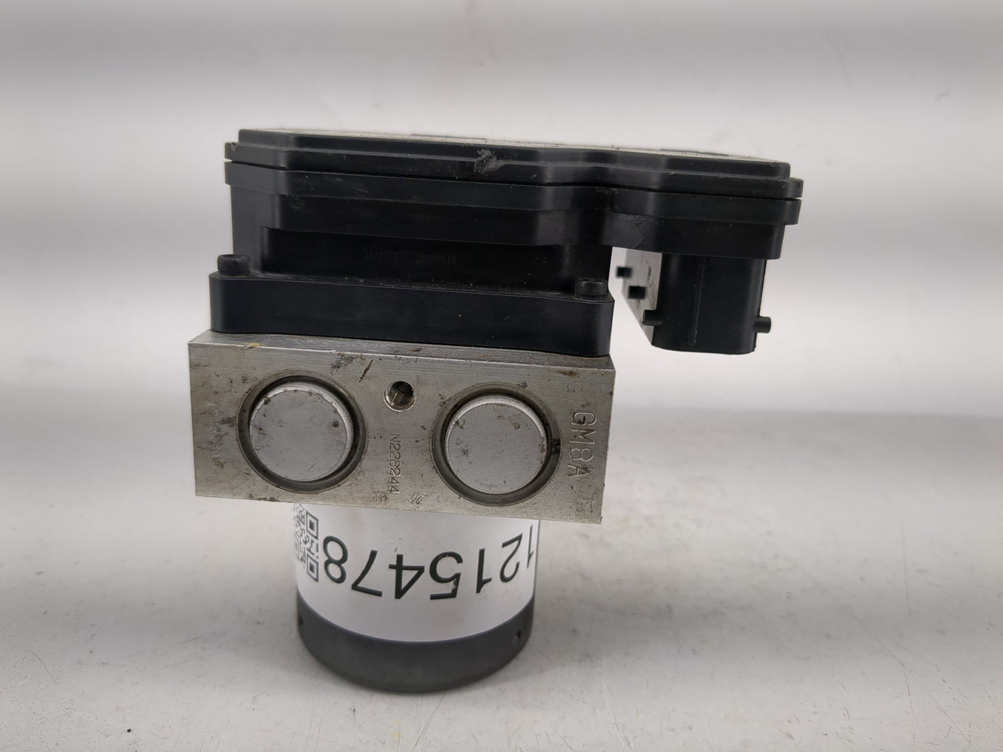 2013 Hyundai Genesis ABS Pump Control Module Replacement P/N:BE6003L105 Fits OEM Used Auto Parts - Oemusedautoparts1.com