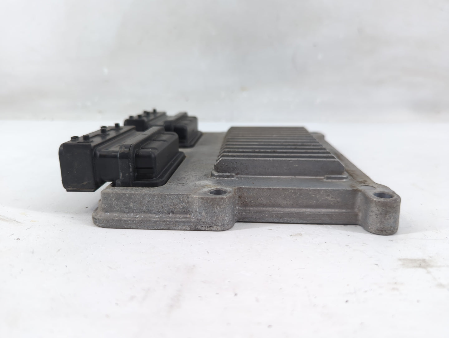 2013 Hyundai Genesis PCM Engine Control Computer ECU ECM PCU OEM P/N:39105-3CBN2 Fits OEM Used Auto Parts - Oemusedautoparts