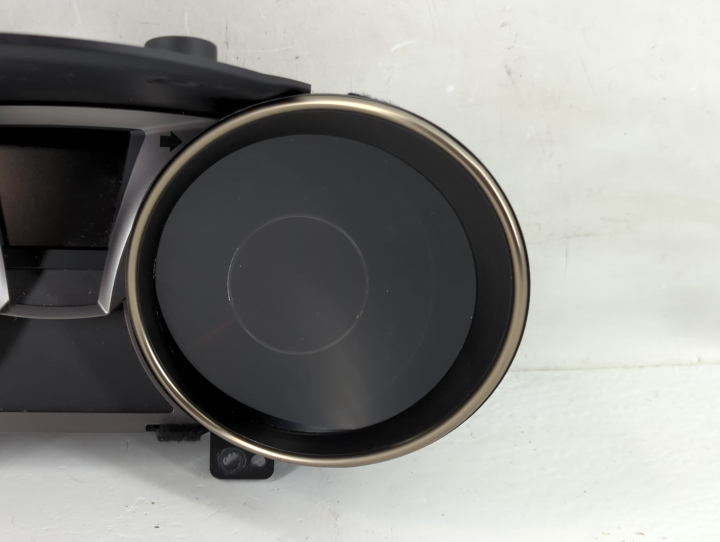 2013 Hyundai Genesis Instrument Cluster Speedometer Gauges P/N:94031-2M020 Fits OEM Used Auto Parts - Oemusedautoparts1.com