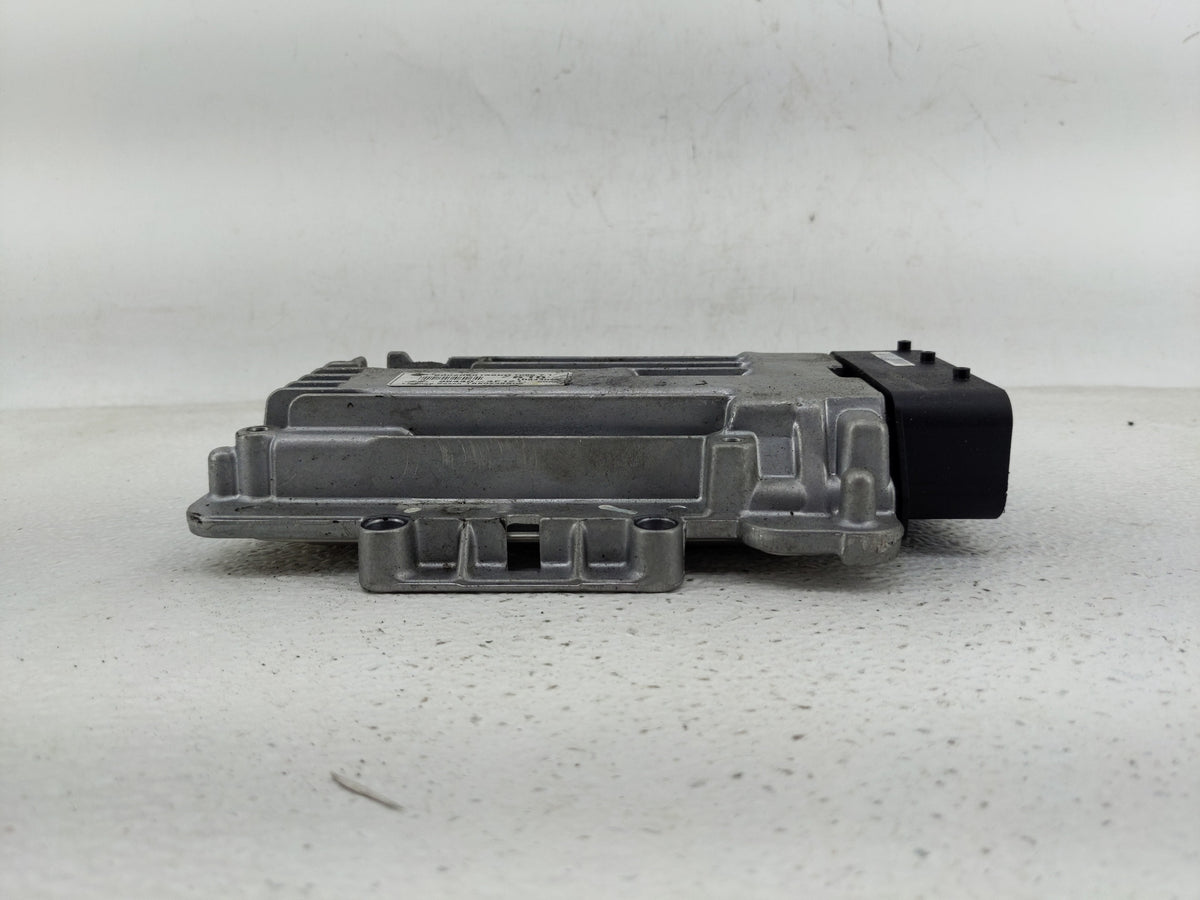 2013 Hyundai Genesis PCM Engine Control Computer ECU ECM PCU OEM P/N:9002060136KD 95440-4F121 OEM Used Auto Parts - Oemuseda